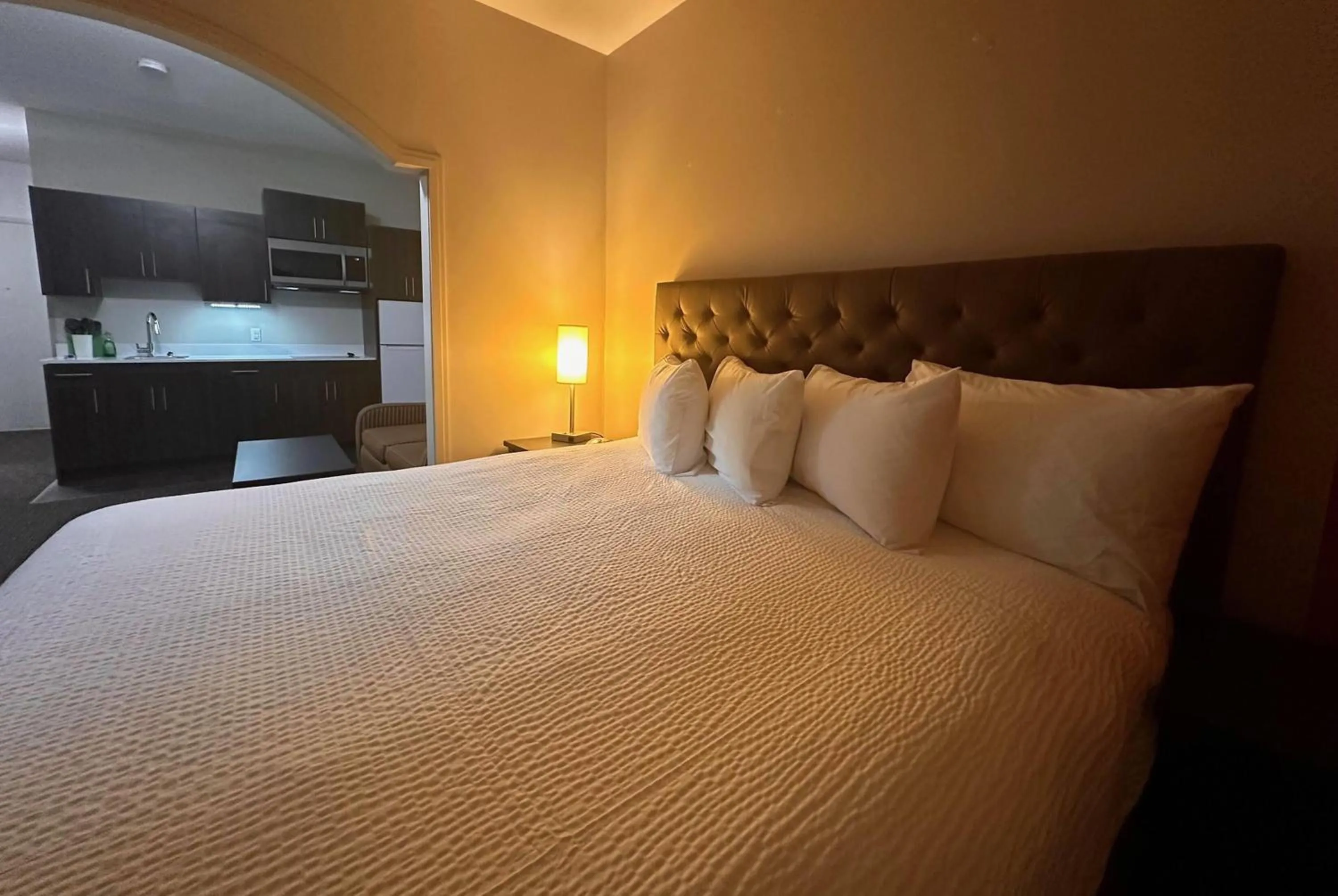 Queen Room with Kitchenette in Ramada by Wyndham Estevan