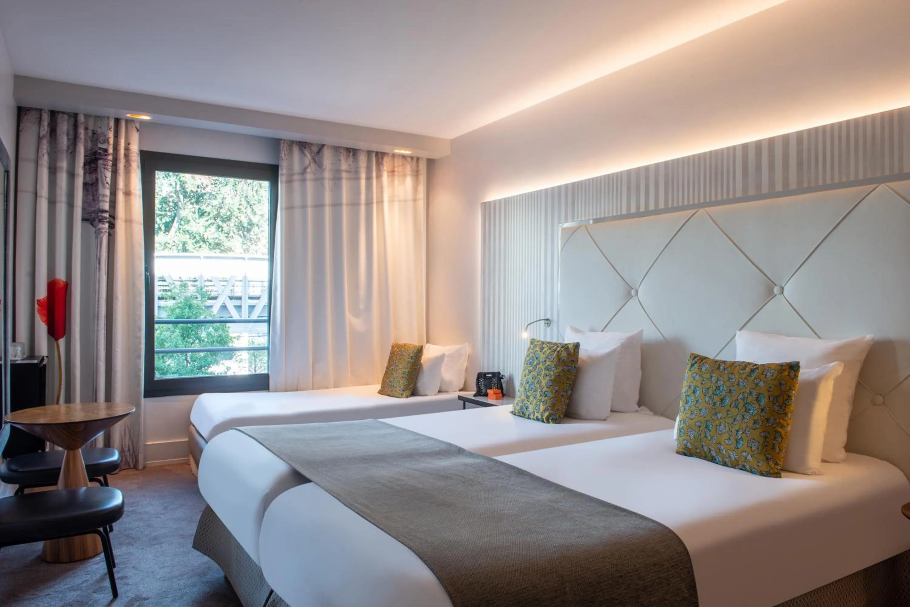 Privilege Triple Room in Le Parisis - Paris Tour Eiffel