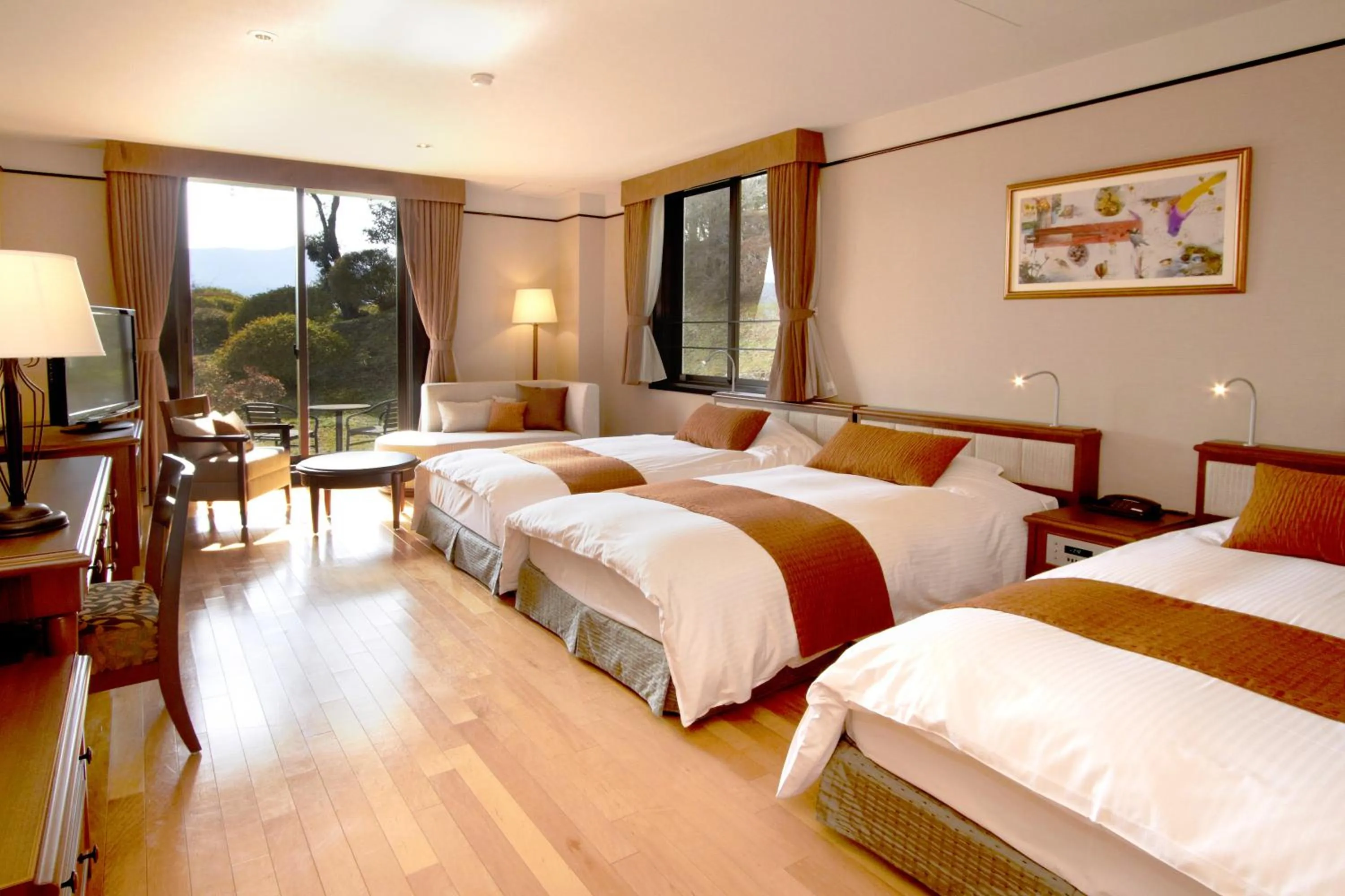 Triple Room with Garden View - single occupancy in Odakyu Hotel de Yama