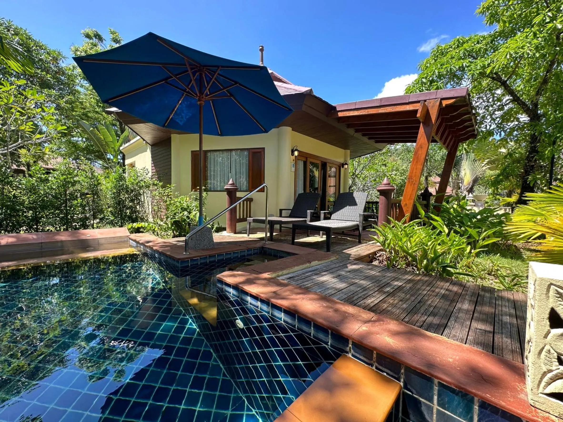 Deluxe Pool Villa  in Seaview Resort Khao Lak - SHA Plus