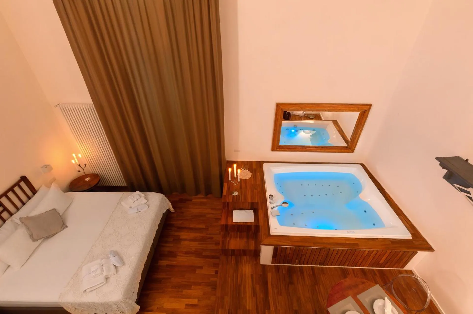 King Suite with Spa Bath in Naca Suite