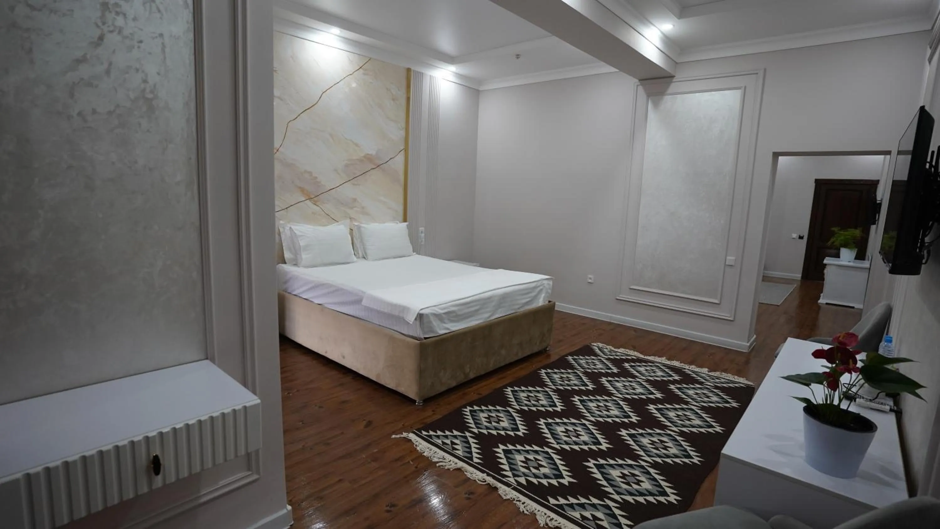 King Room with Balcony - single occupancy in Hotel Khiva Palace
