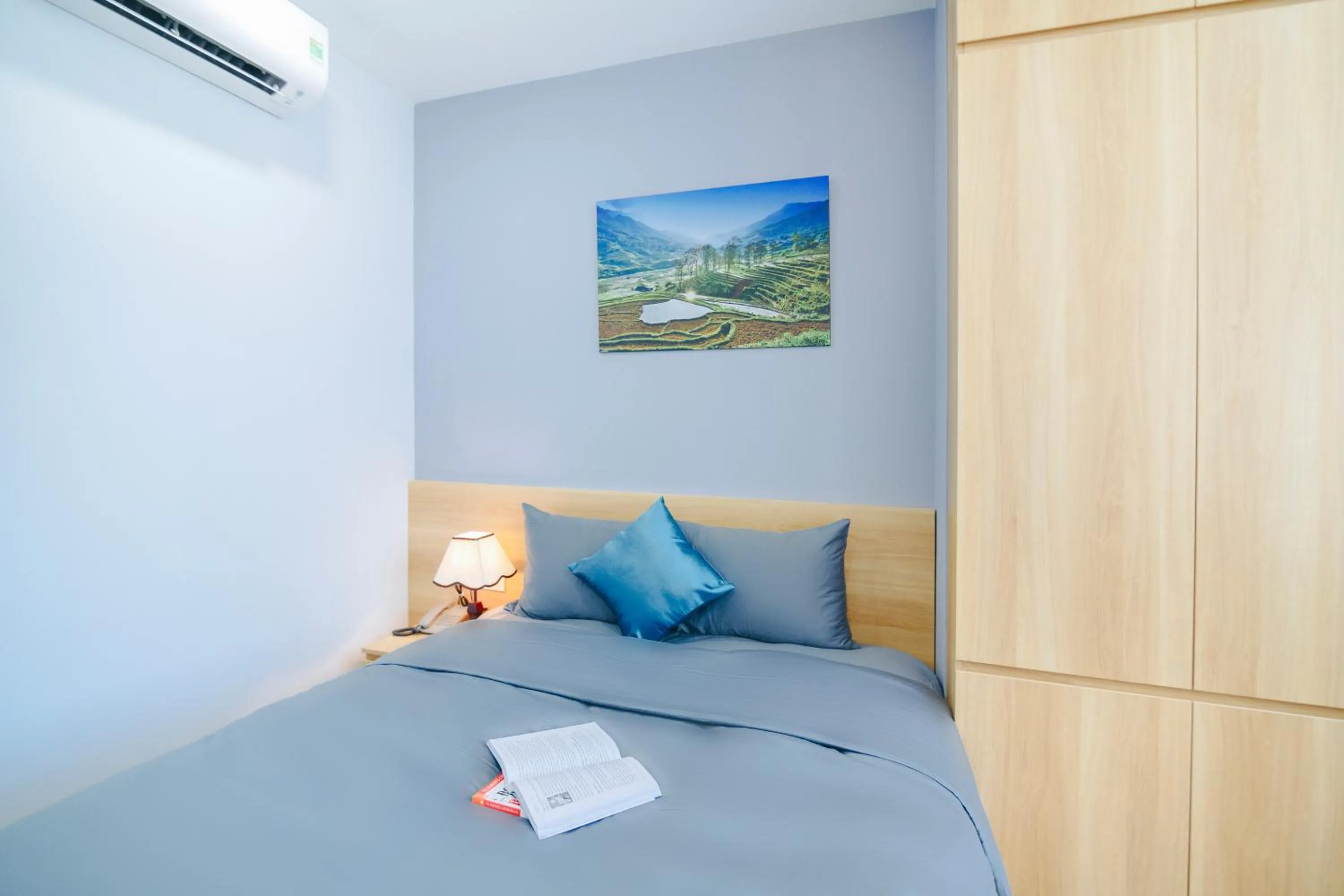 One-Bedroom Apartment with Window in Monalisa Apartment