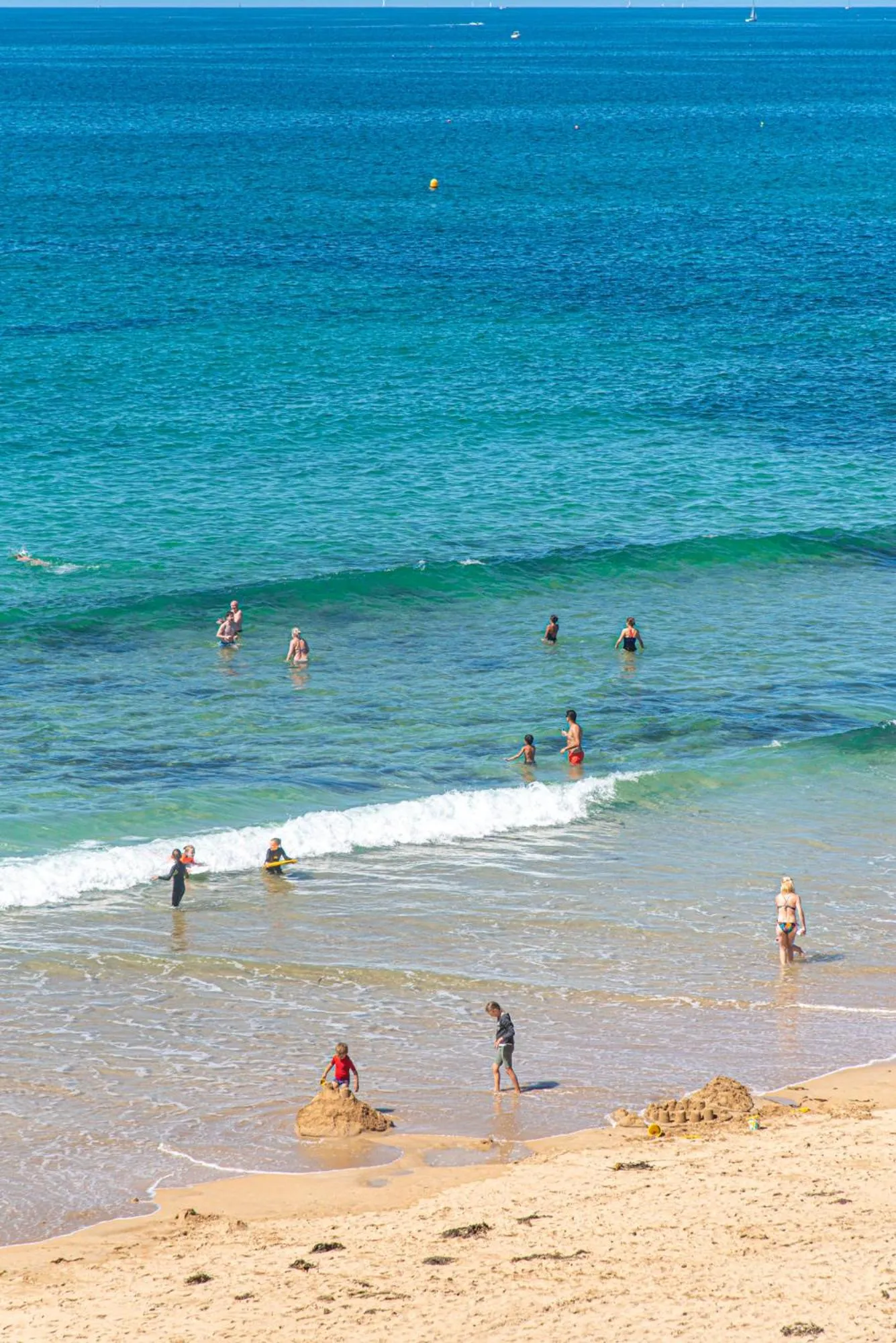 Quadruple Room in Naéco Le Pouldu
