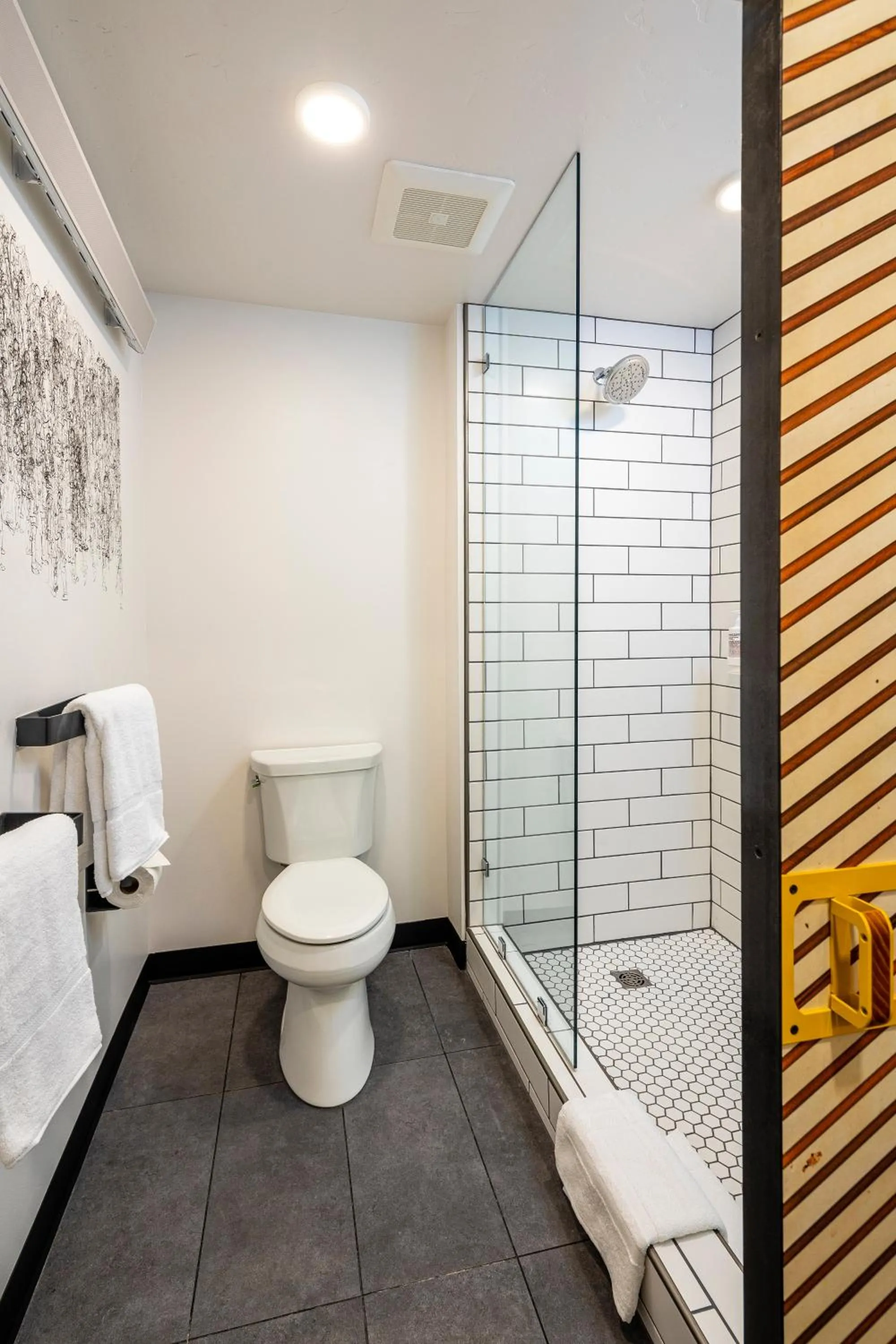 Double Queen in The FINCH