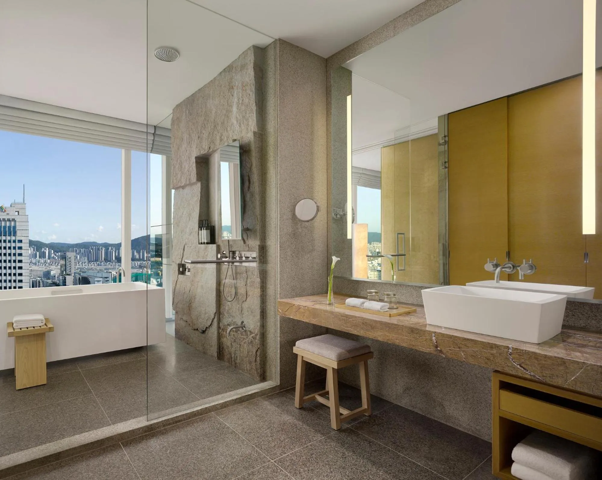 1 King Bed, Premium in Park Hyatt Seoul