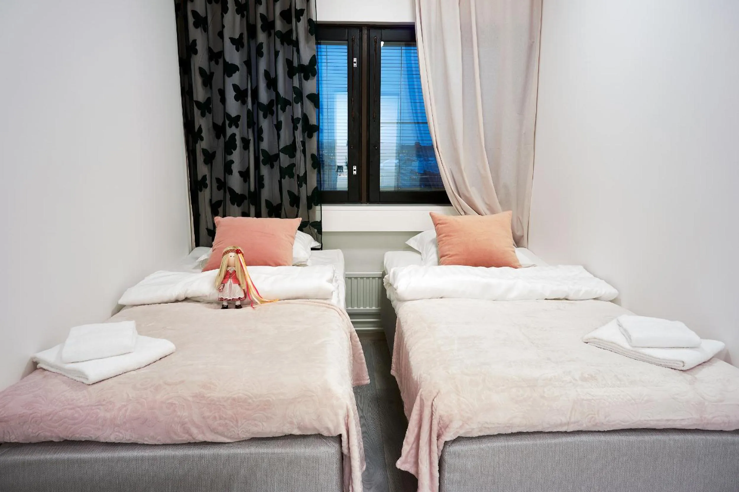 Twin Room - Shared Bathroom in Inn Tourist Hostel