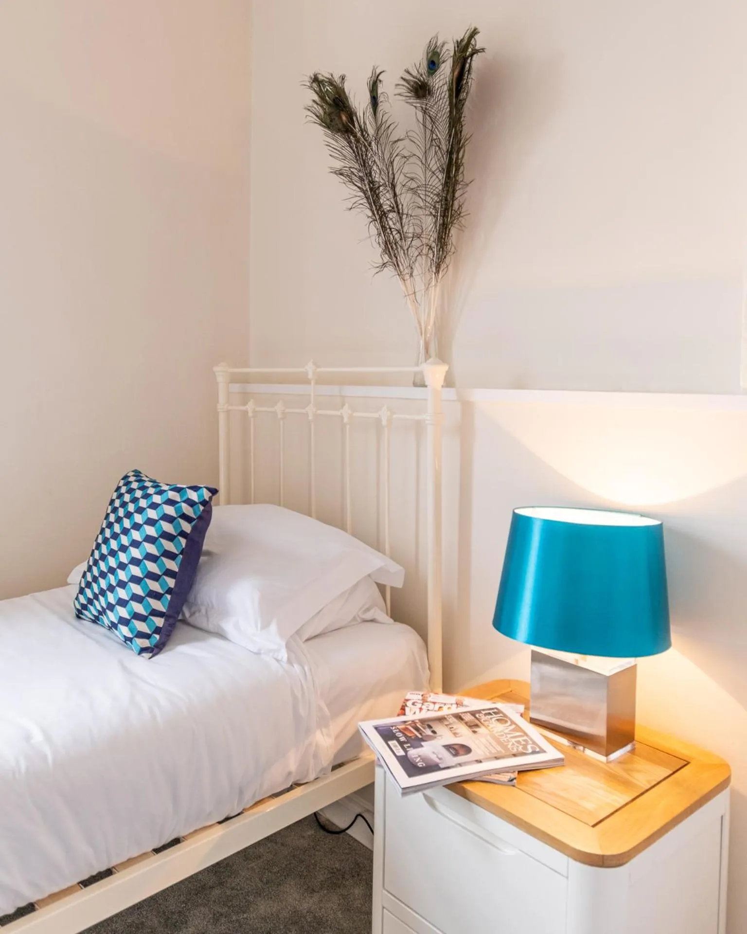 Superior Twin Room in Rose and Crown Bath