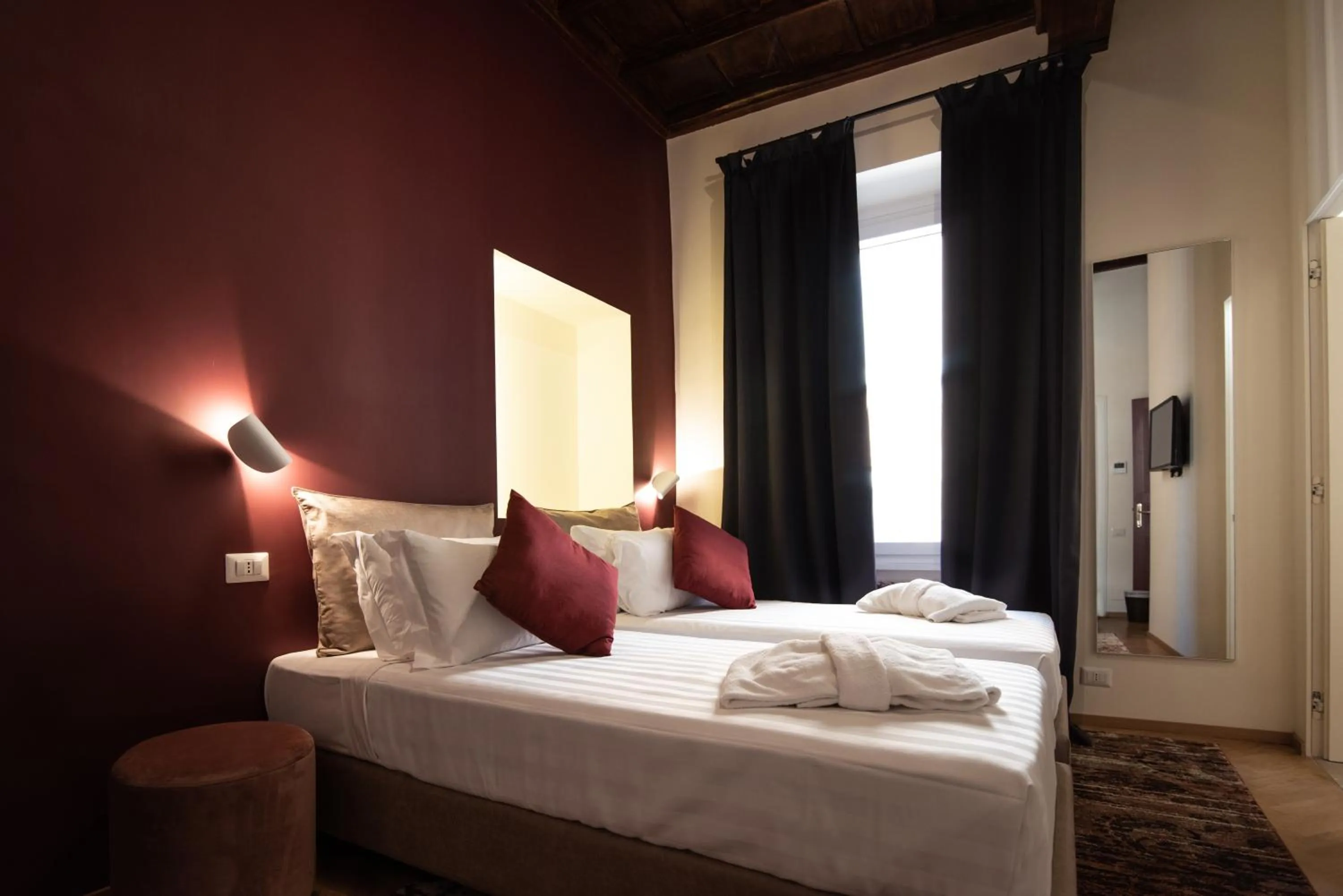 Double or Twin Room with Private Bathroom in BEIGE ET BLE' GuestHouse