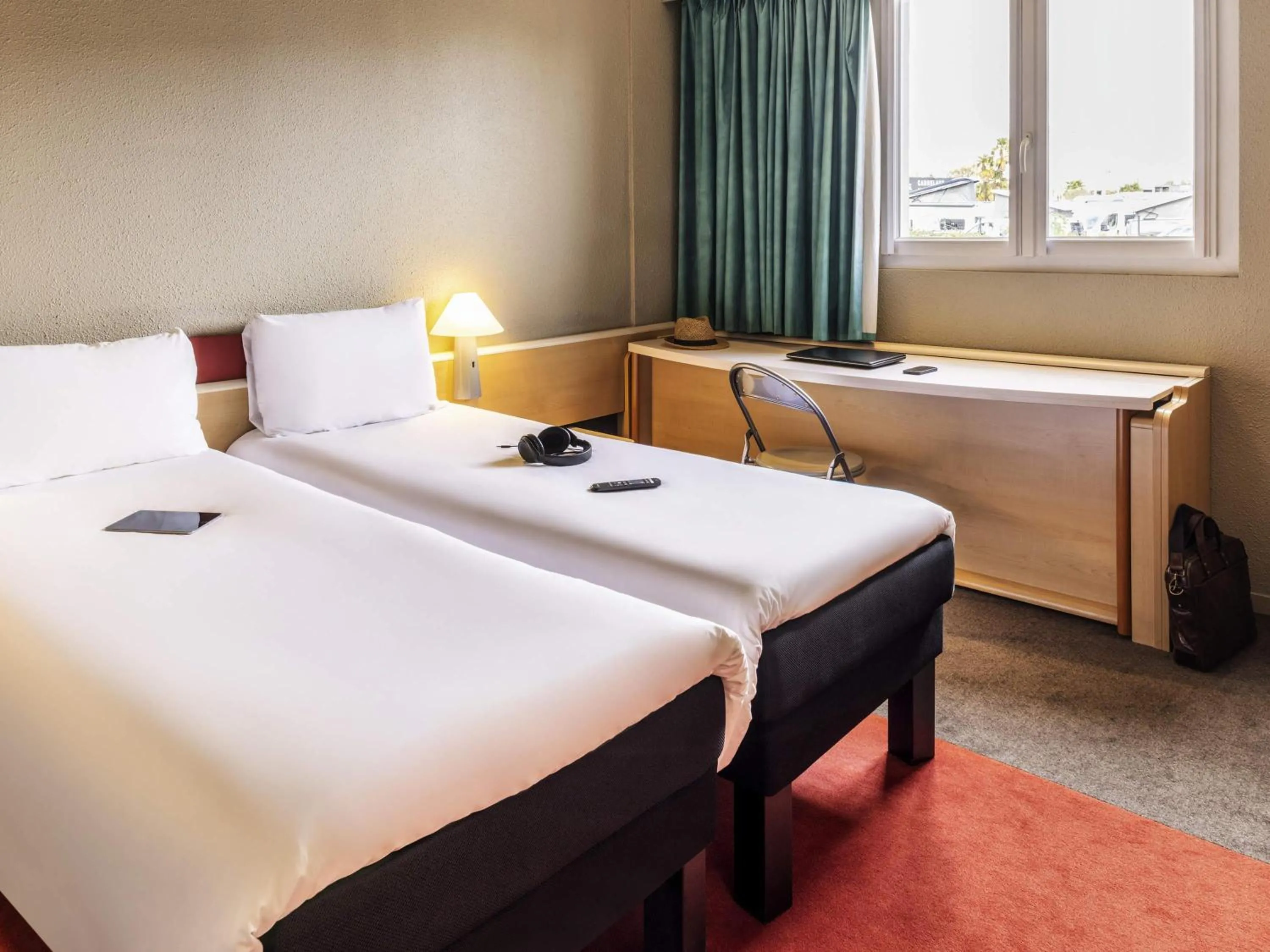 Twin Room in ibis Tarbes Odos