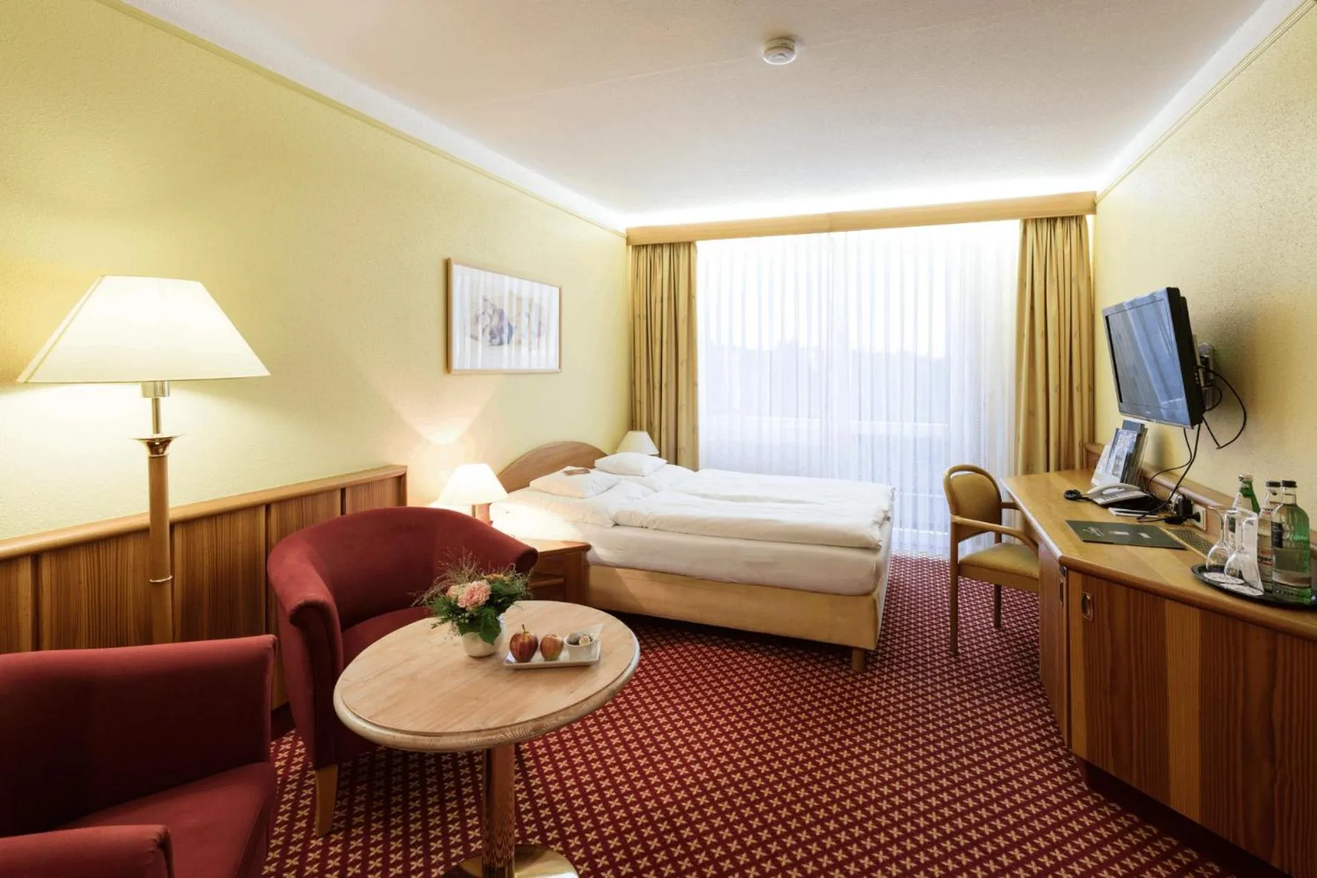 Standard Queen Room with Balcony in Wellness-& Nationalpark Hotel Schliffkopf, BWSC