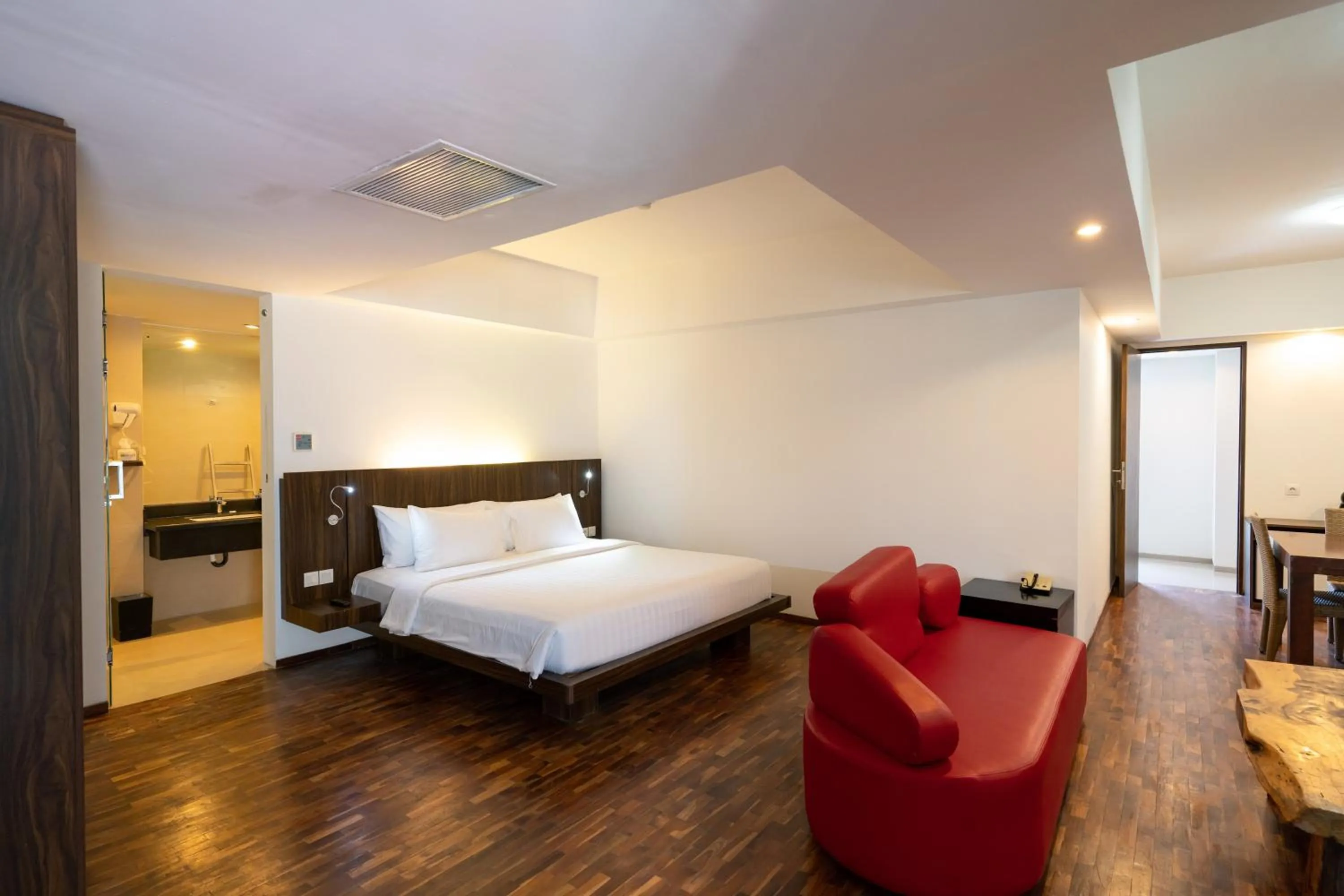 Royal Two-Bedroom Suite in The Bene Hotel