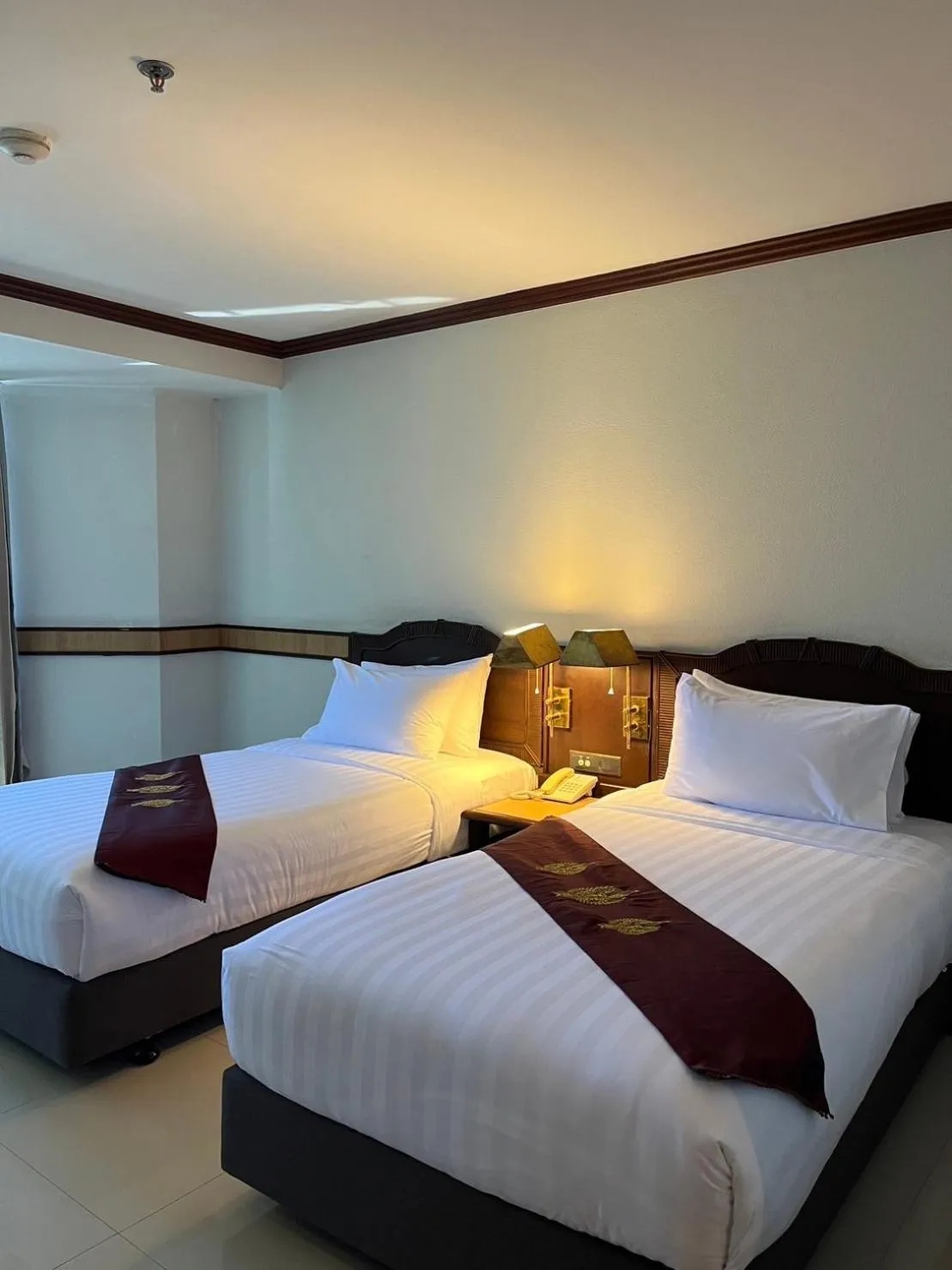 Deluxe Twin Room in Suntara Wellness Resort & Hotel