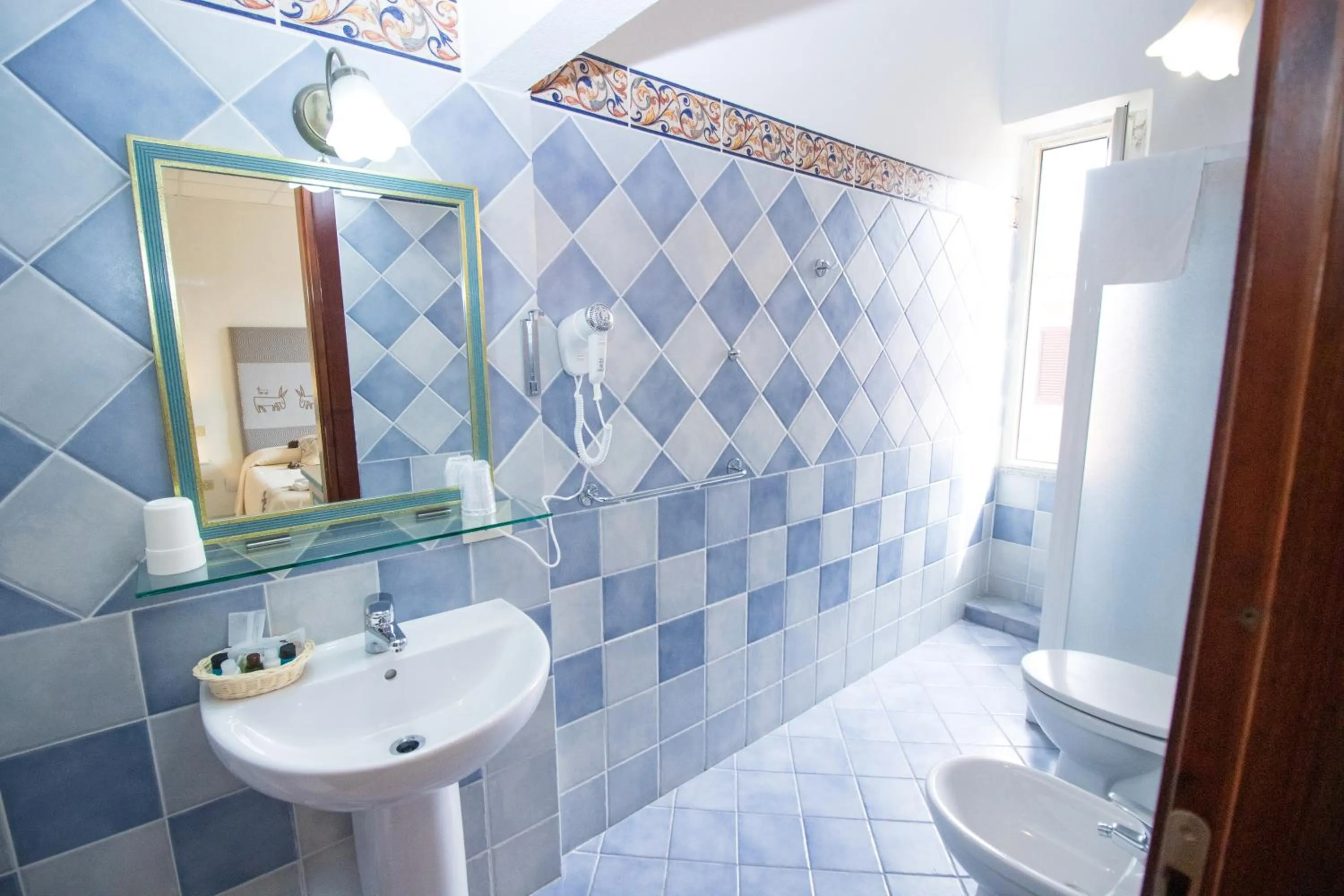 Triple Room - single occupancy in Hotel Canne al Vento