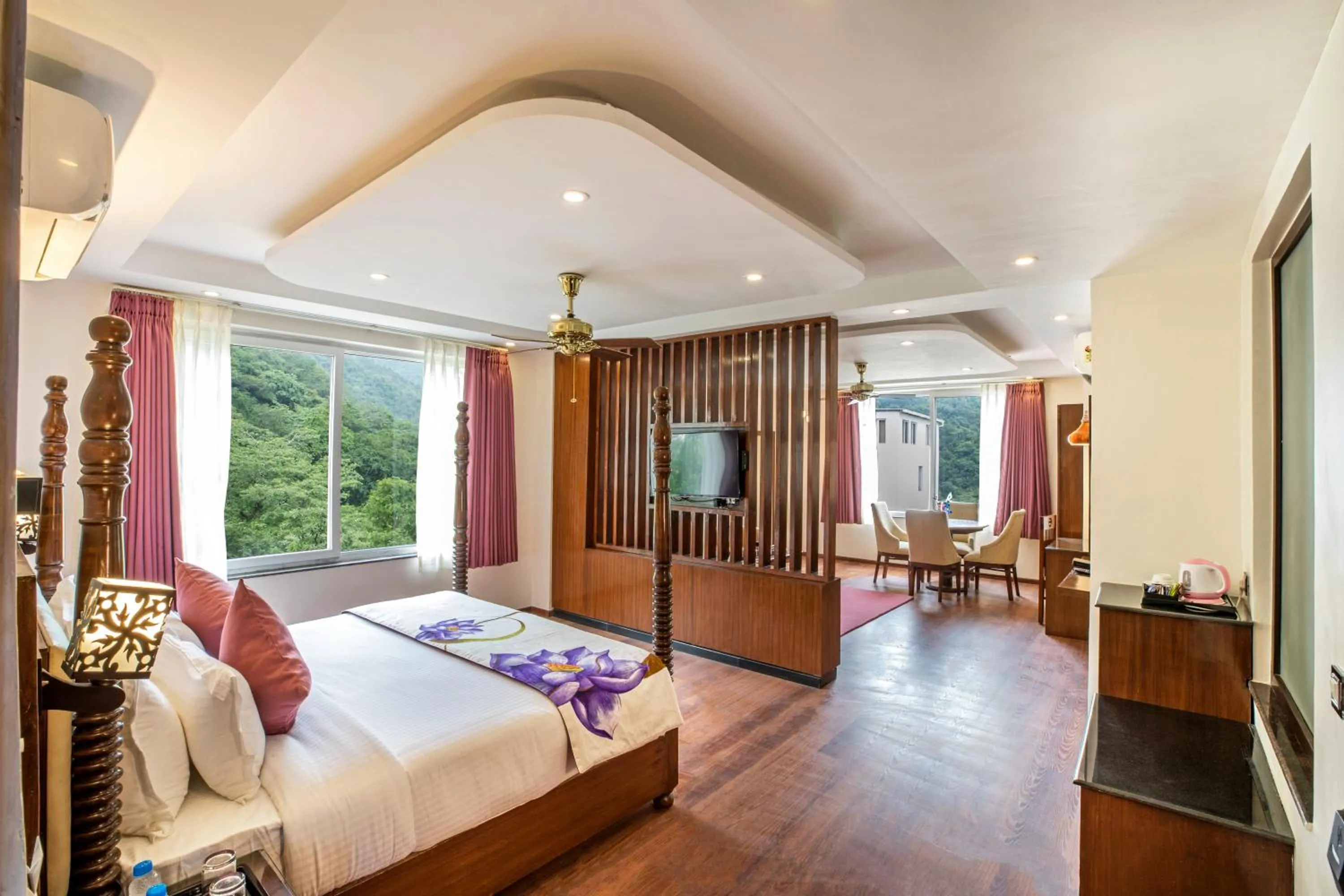 Suite in Regenta Inn On The Ganges Rishikesh
