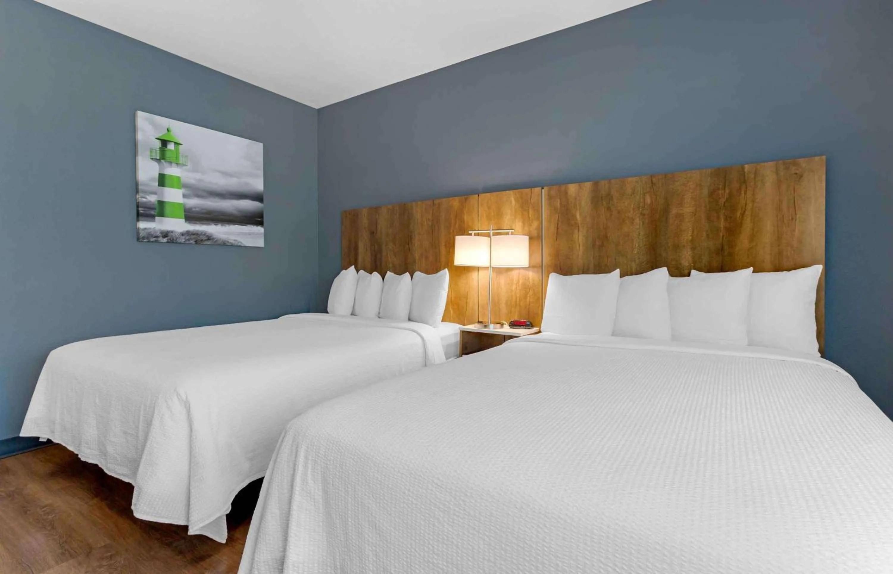 Studio Queen Room with Two Queen Beds -Non-Smoking in Extended Stay America Premier Suites - Phoenix - Chandler - Downtown