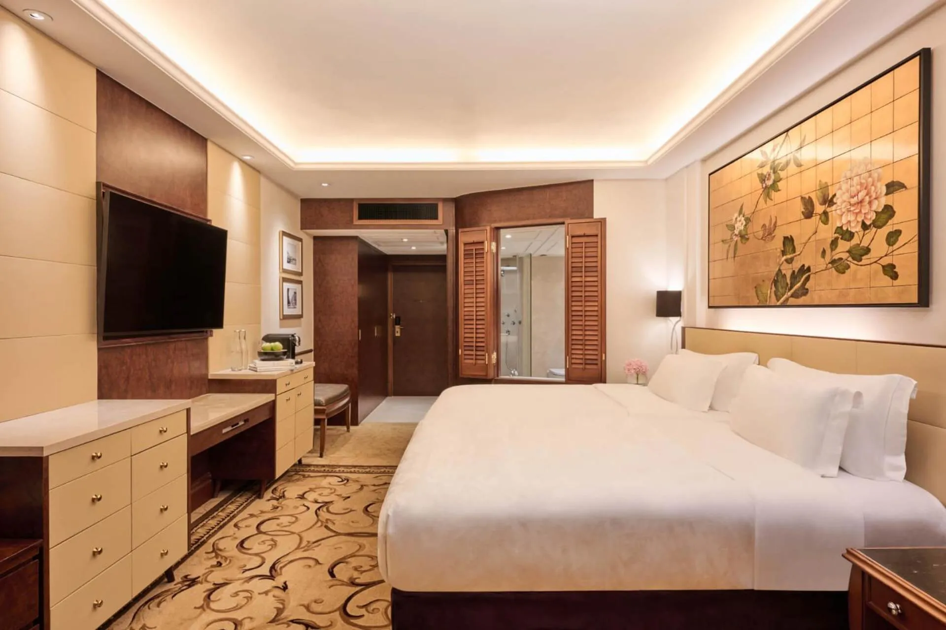 Superior Courtyard View King in The Langham Hong Kong