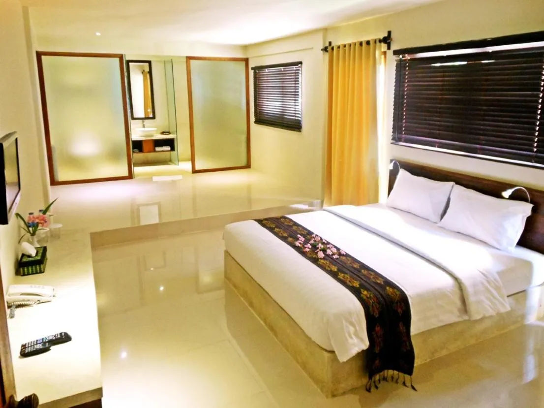 Double or Twin Room with Sea View in The Pade Dive Resort