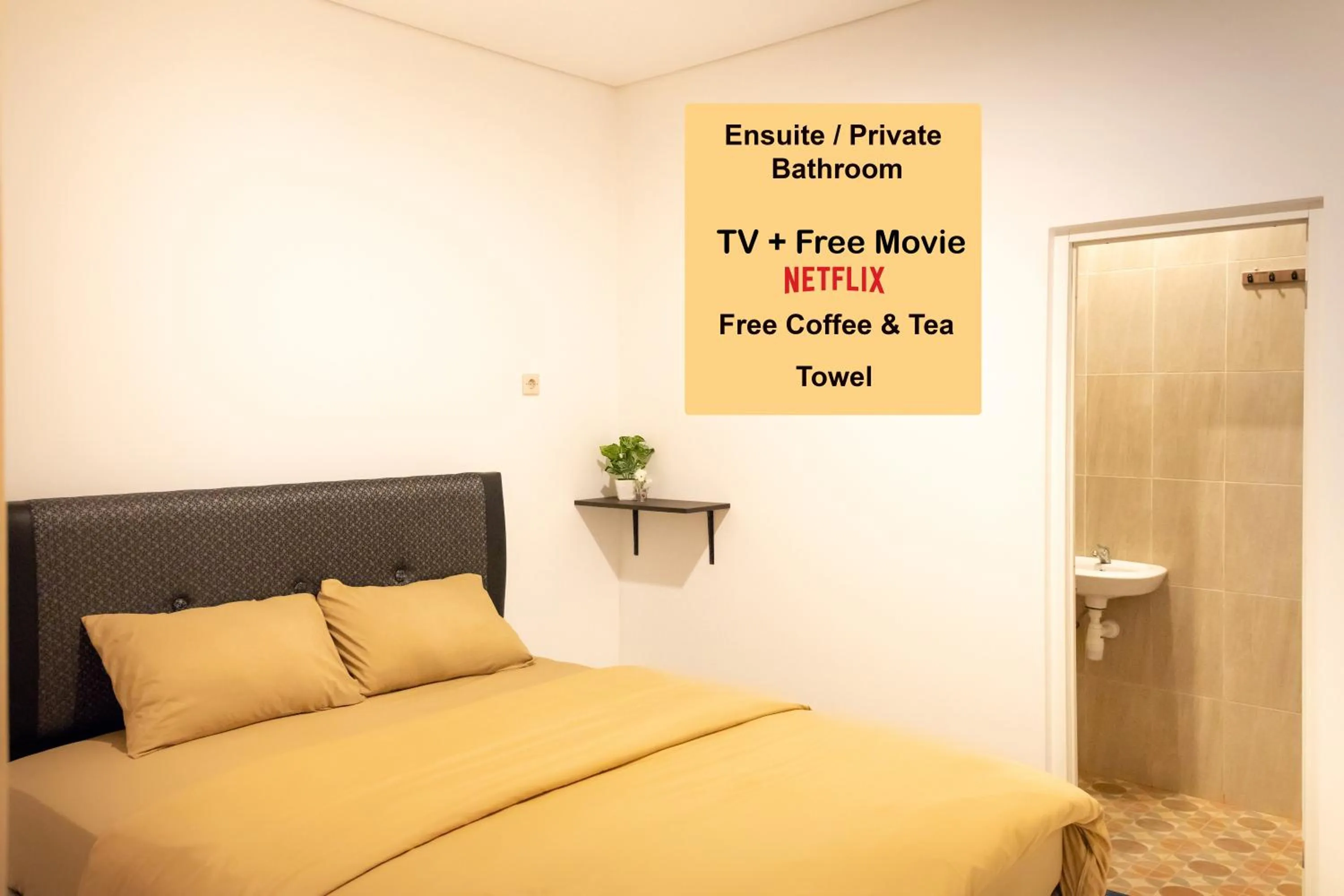 Double Room with Private Bathroom in Moshi Moshi