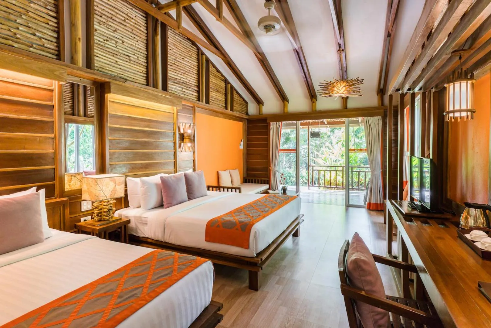 Deluxe Triple Room in Home Phutoey River Kwai Hotspring & Nature Resort