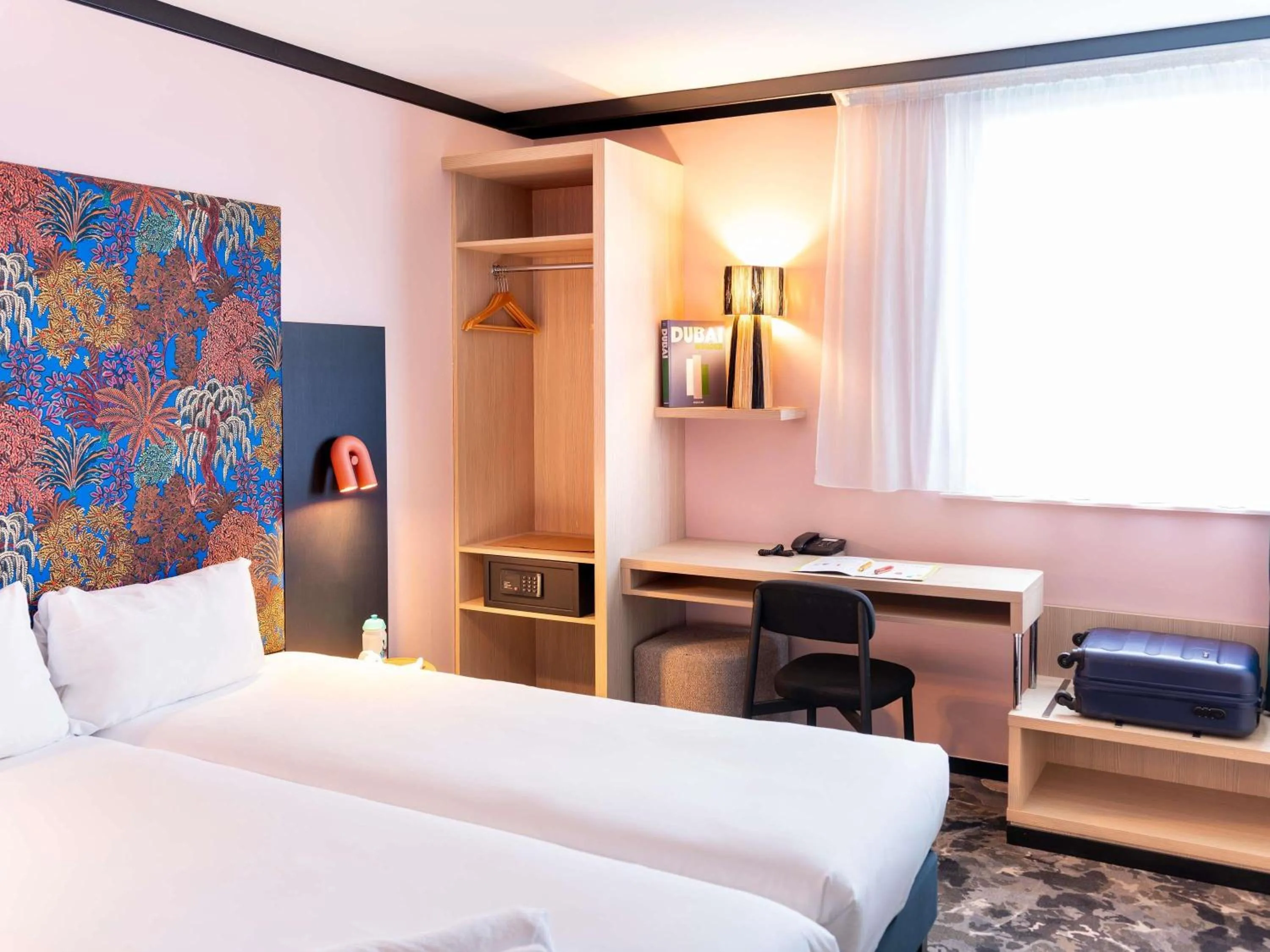 Standard Twin Room in Ibis Styles Dijon Nord Valmy