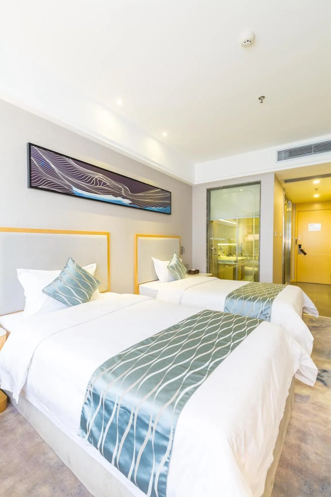 Business Twin Room in Guangzhou Seaman Hotel-Line 2 JiangNanXi Station