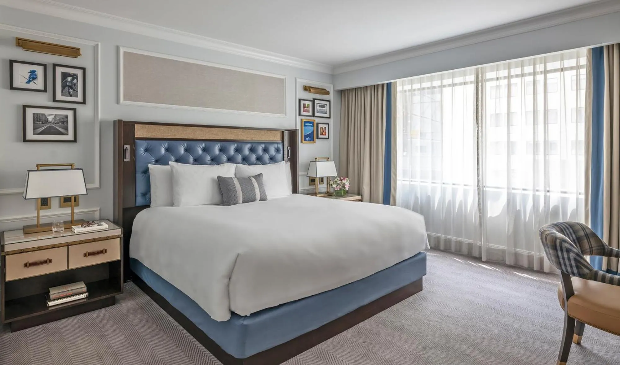 Superior Queen Room in The Langham, Boston