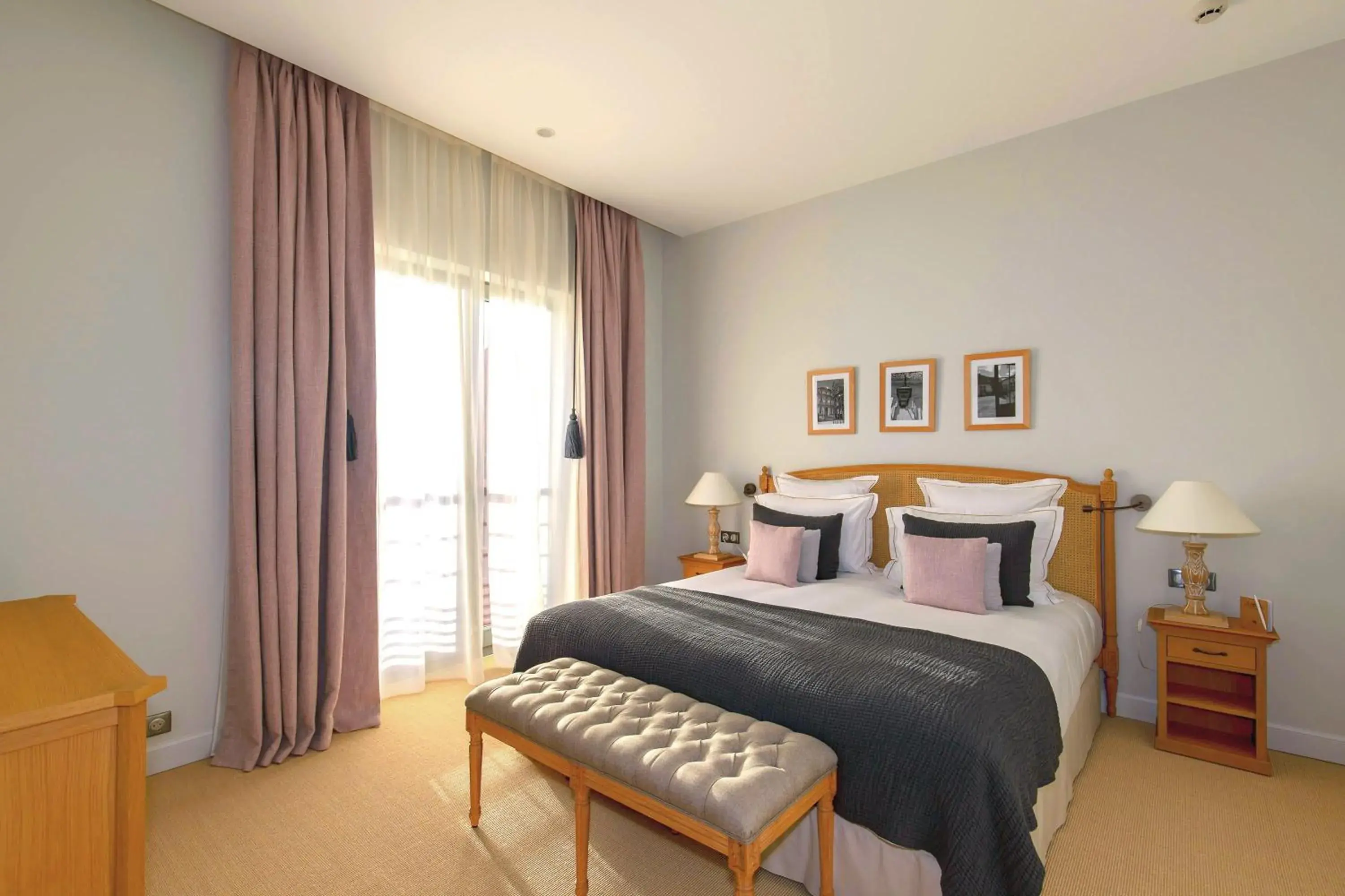 Bed in Appartements Chais Monnet Bed in Appartements Chais Monnet