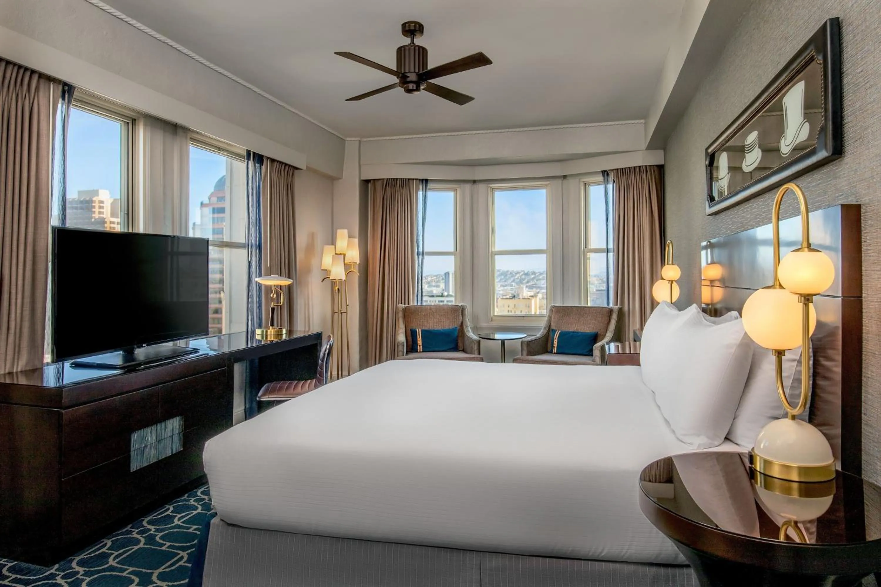 Deluxe King Room in Hotel Adagio, Autograph Collection