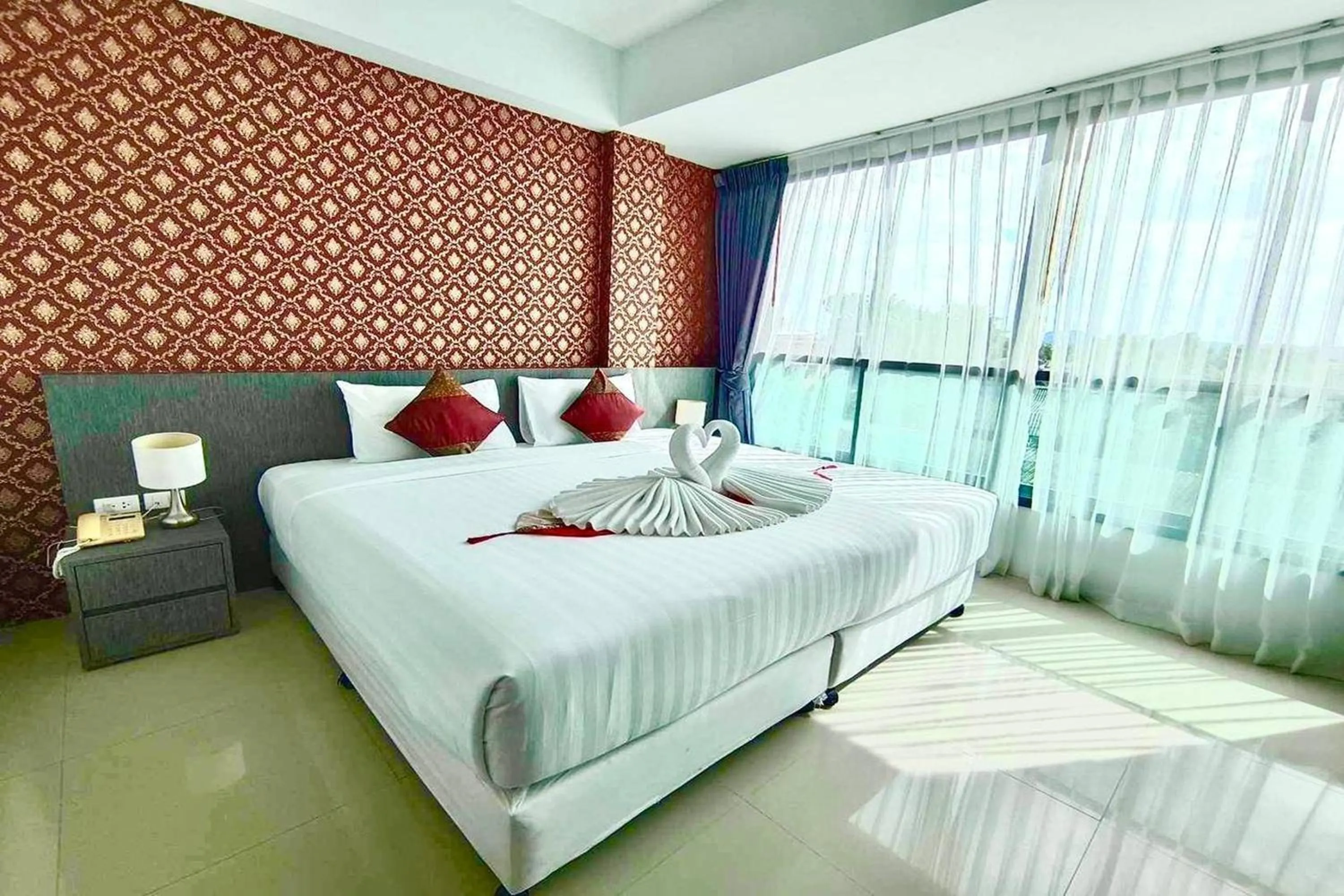 Standard Twin Room in The Thames Pool Access Resort & Villa - SHA Extra Plus