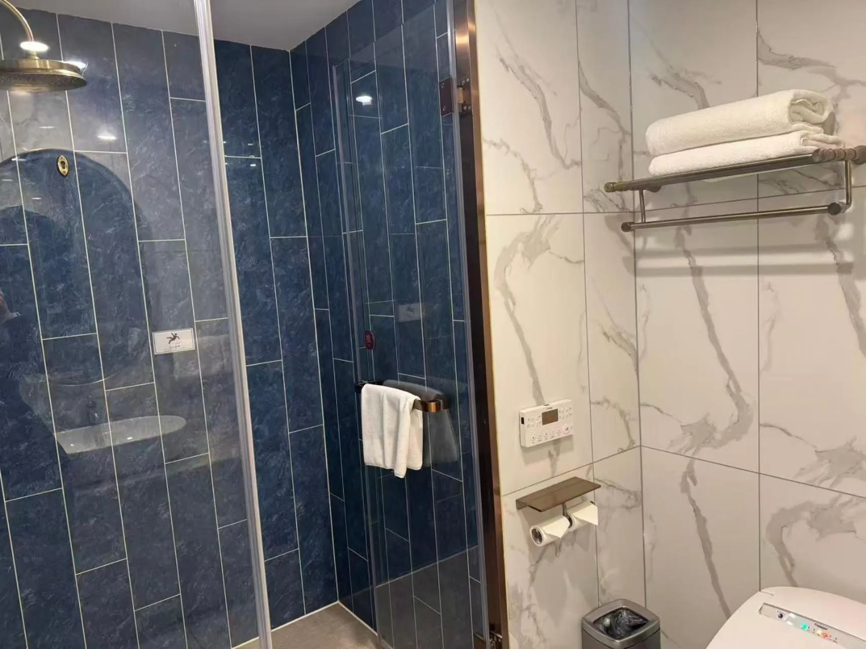 Deluxe Twin Room in Mercure Taiyuan E Tech