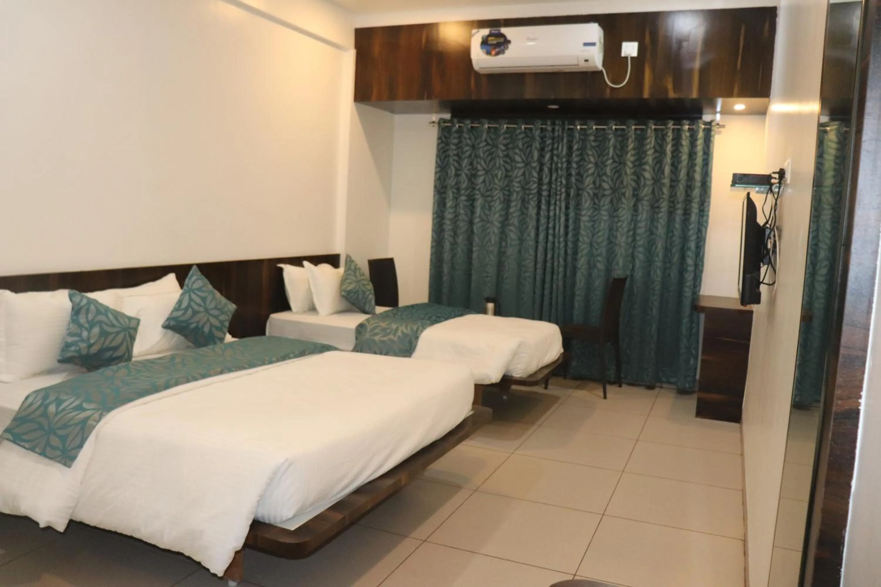 Superior Suite - single occupancy in Hotel Venkateshwar