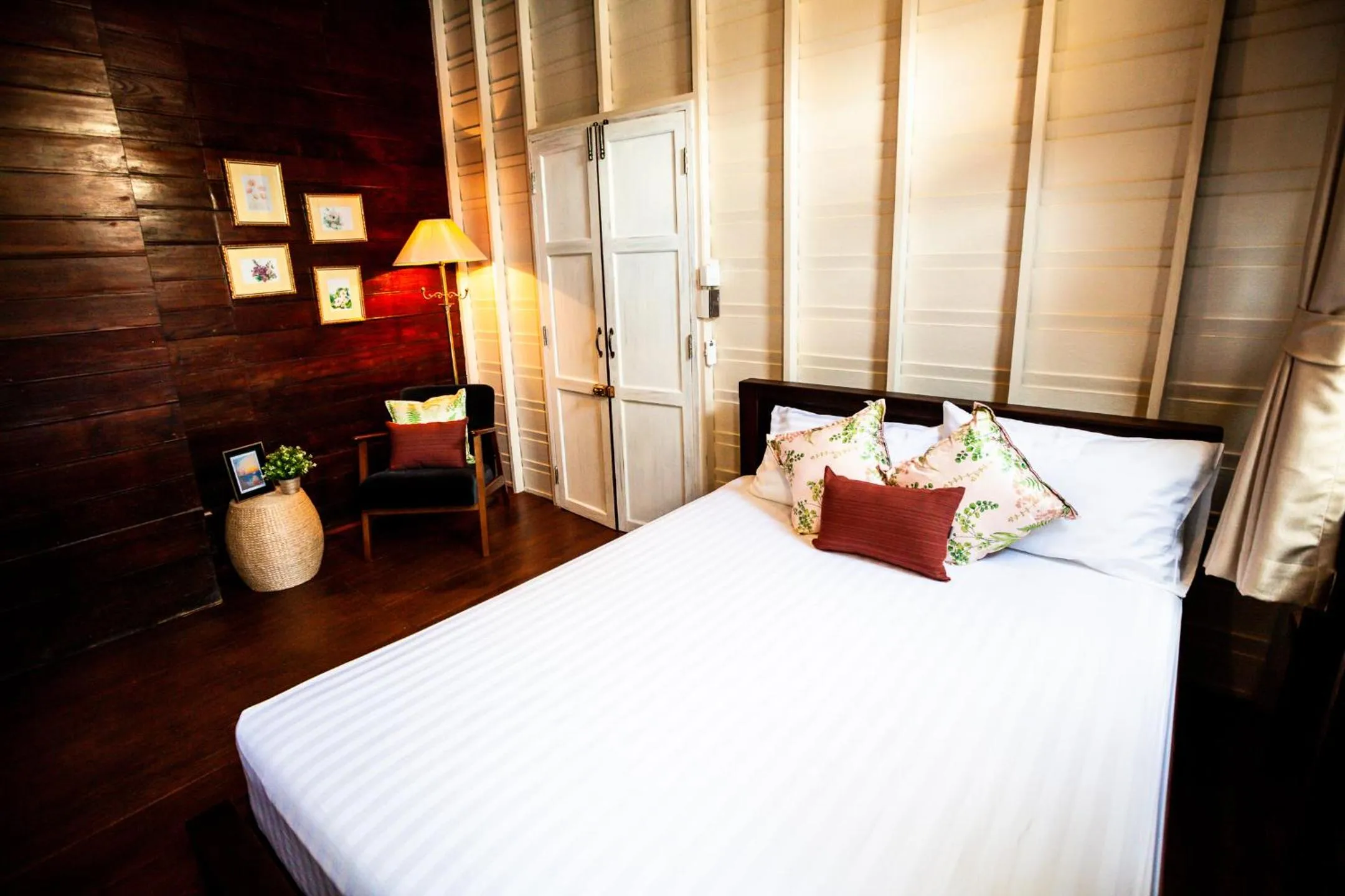 Superior Queen Room in Baan Suan Krung Kao