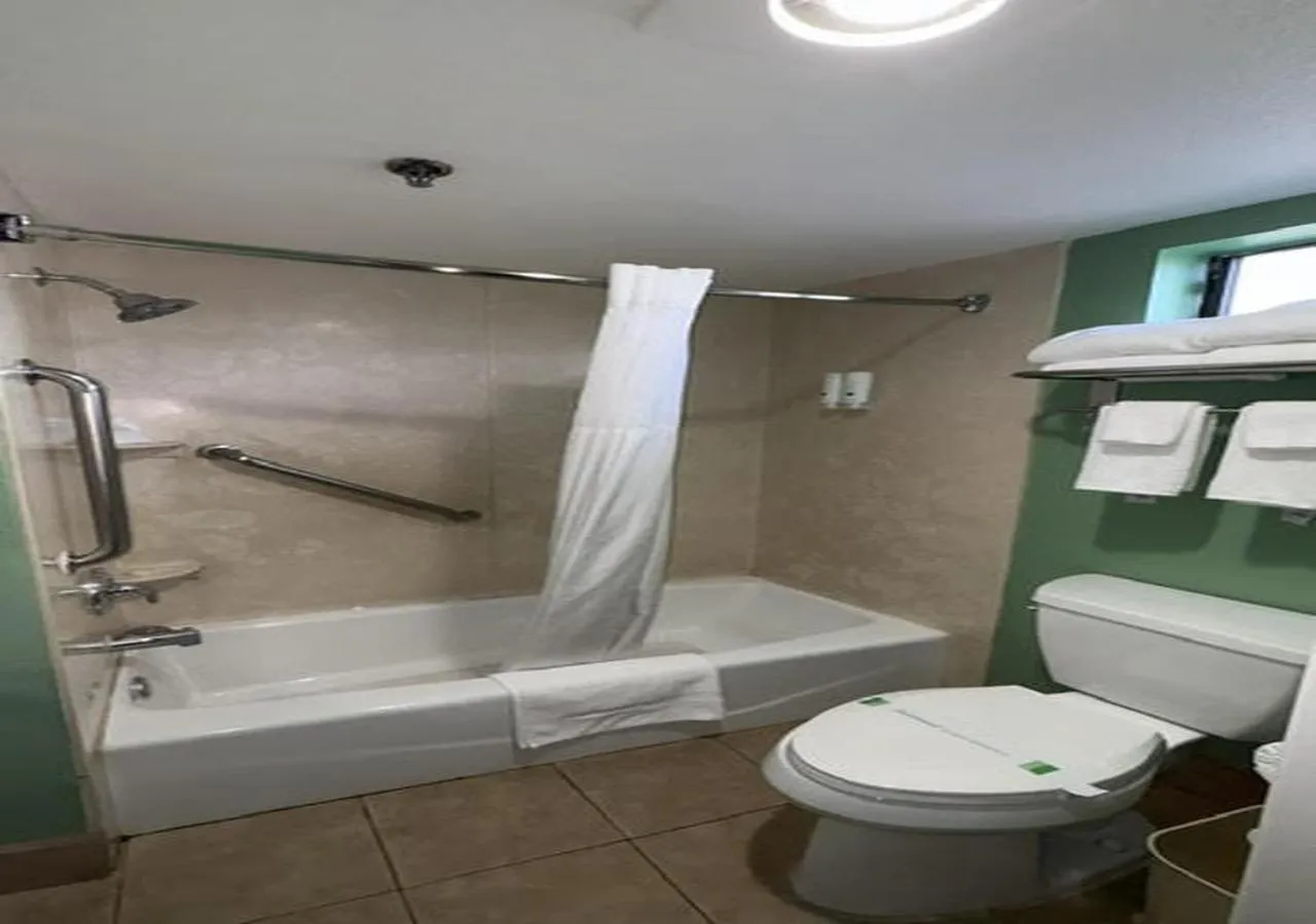 Standard Room, 2 Queen Beds, Non Smoking in Quality Inn Hemet - San Jacinto