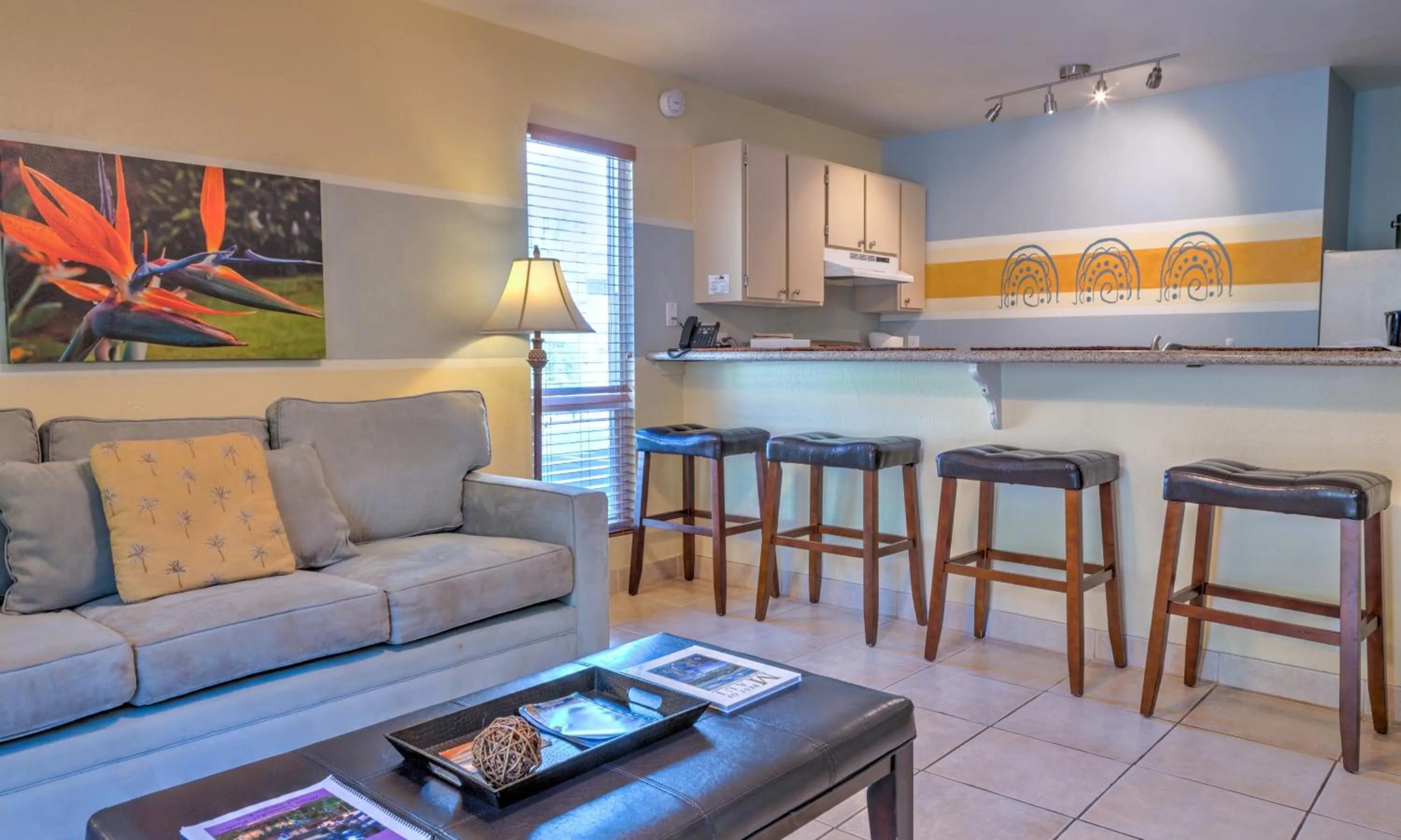 Suite, 1 King Bed with Kitchen, Pool View in Kohea Kai Hotel Maui