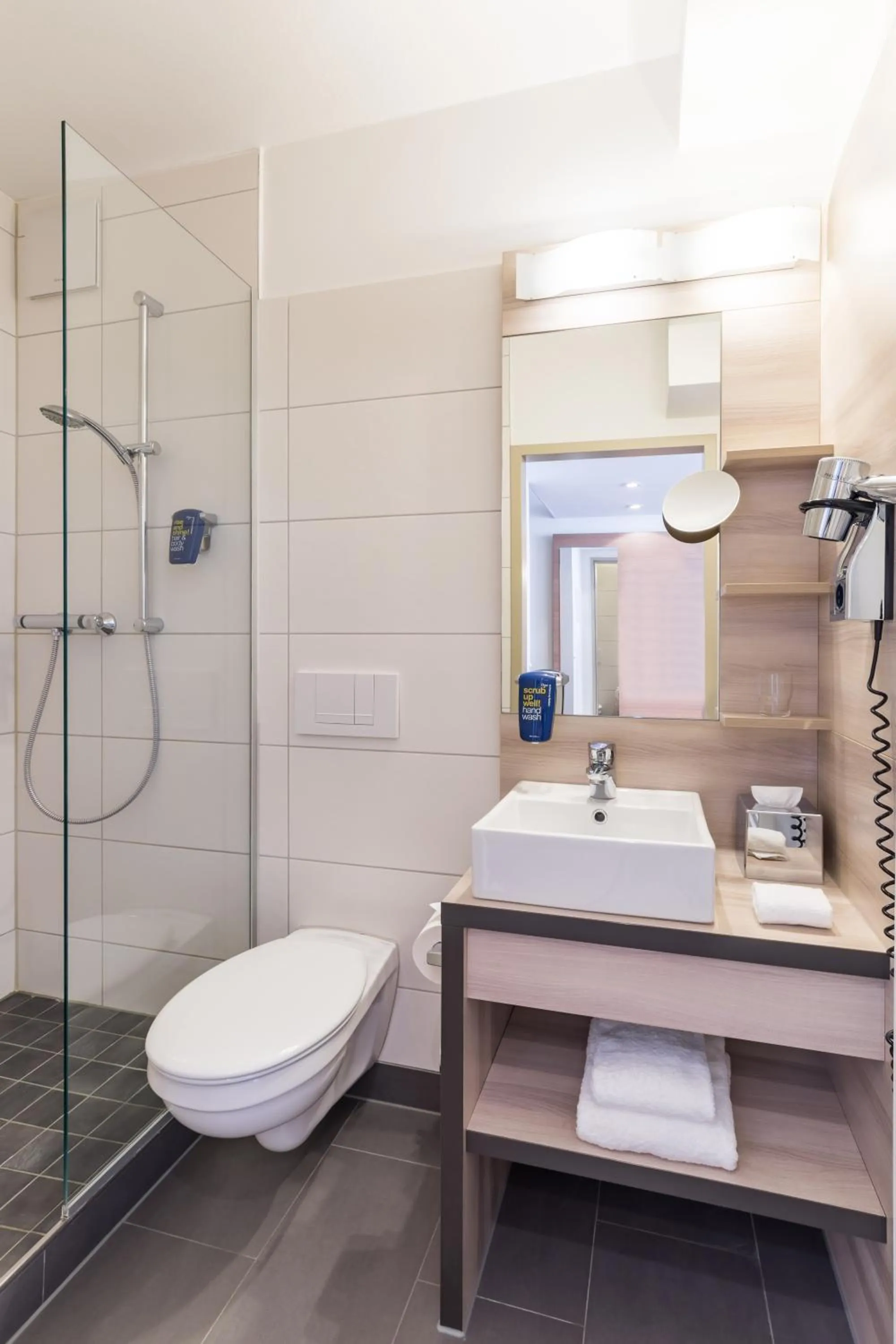 Twin Room in Park Inn by Radisson Göttingen