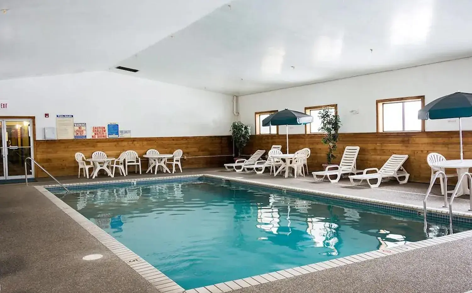 Norwood Inn and Suites - Minneapolis-St Paul Roseville Norwood Inn and Suites - Minneapolis-St Paul Roseville