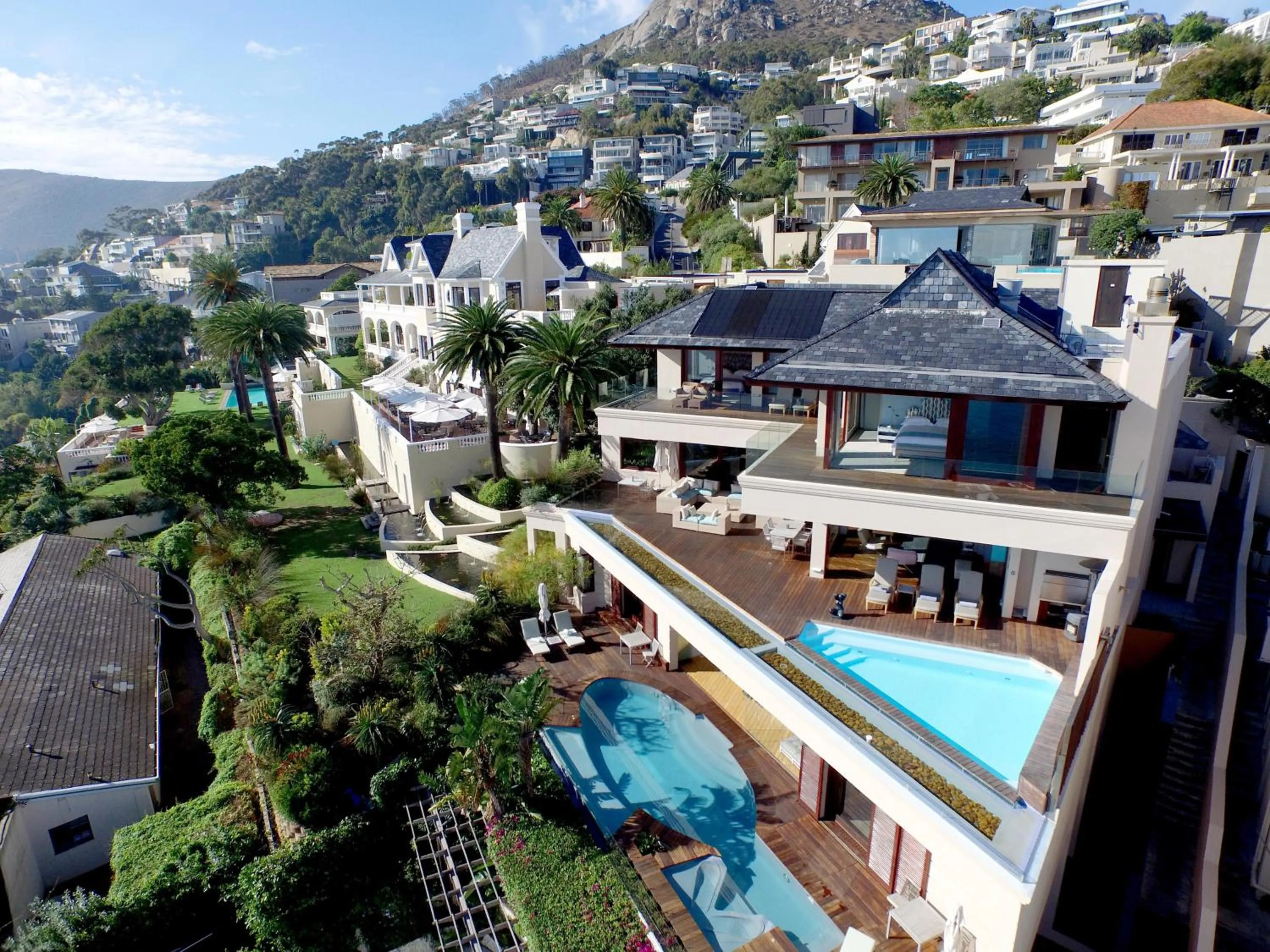 Three-Bedroom Villa with Private Pool in Ellerman House