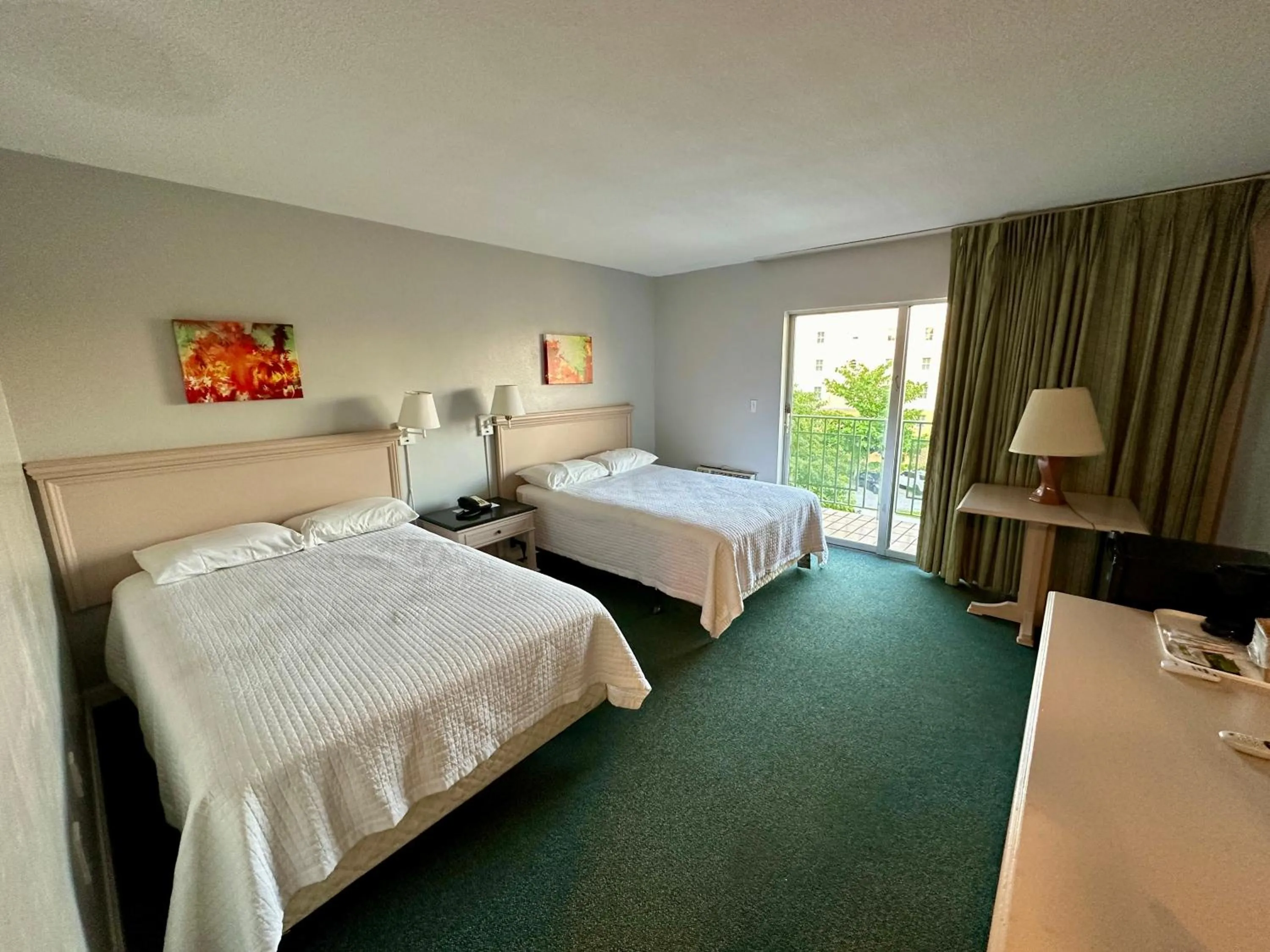 Standard Twin Room in Hotel Chateaubleau