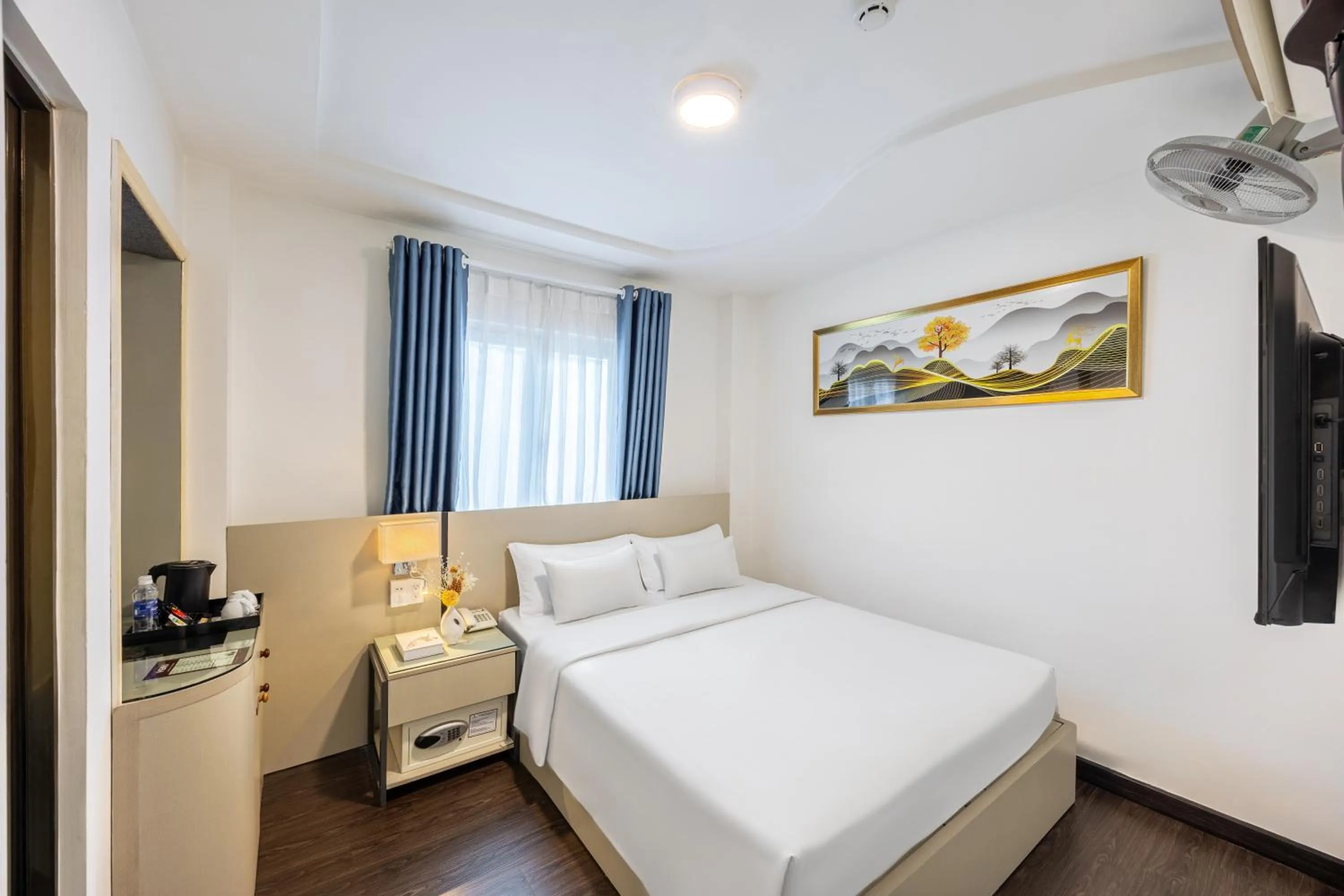 Standard Double Room in A25 Hotel - 22 Nguyễn Cư Trinh