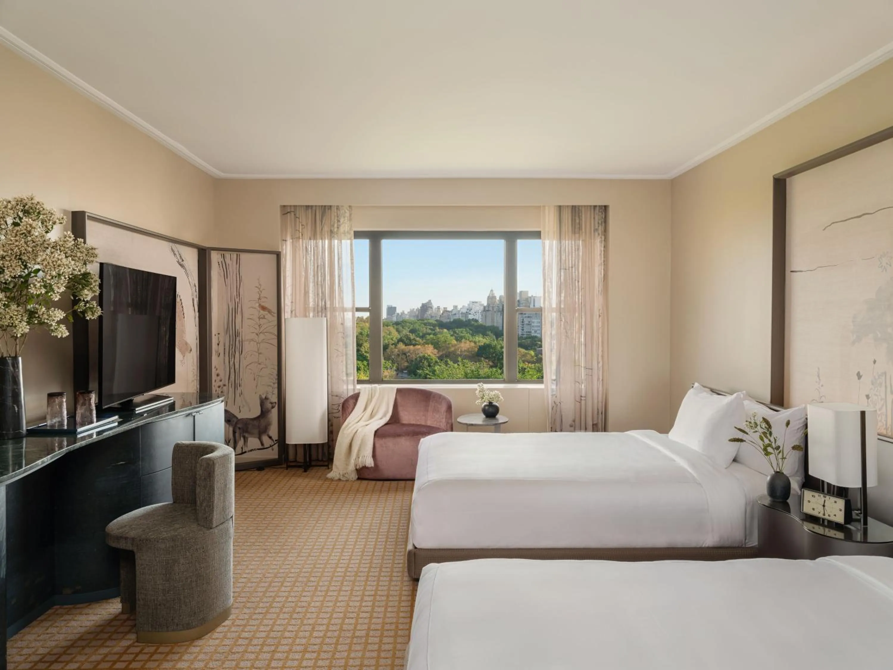 Panoramic Park View Two Queen in Park Lane New York