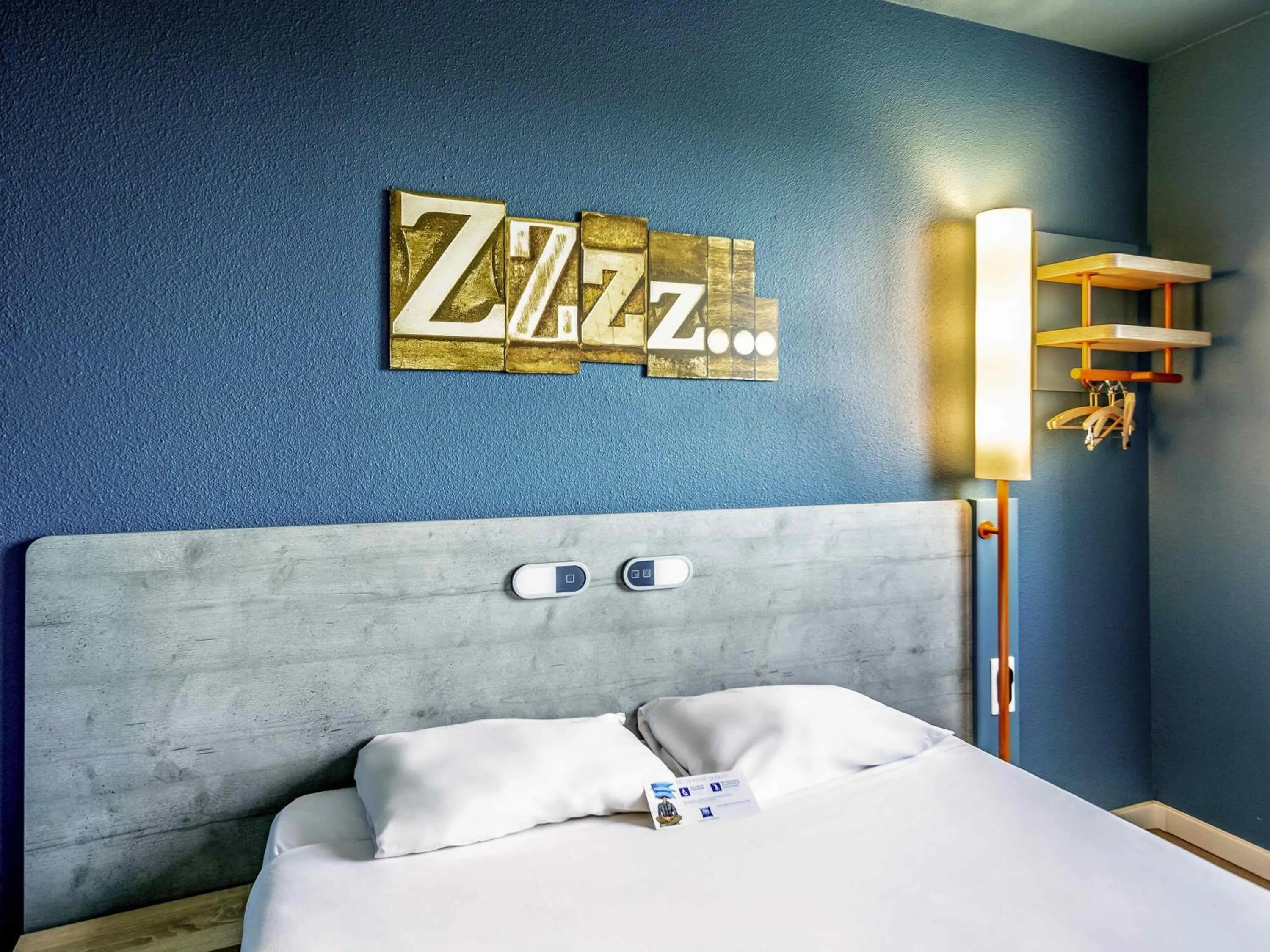 Double Room in ibis budget Meudon Paris Ouest