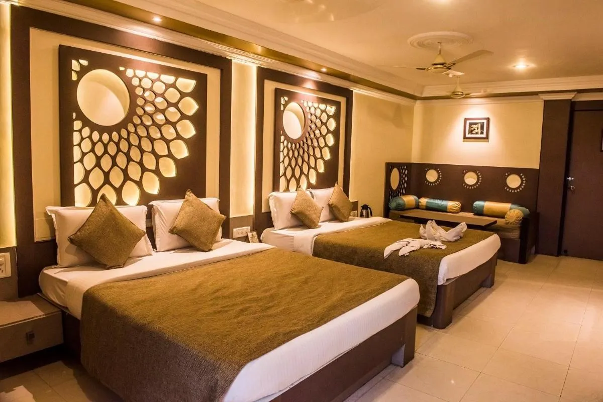 Family Room in Hotel Pushpak