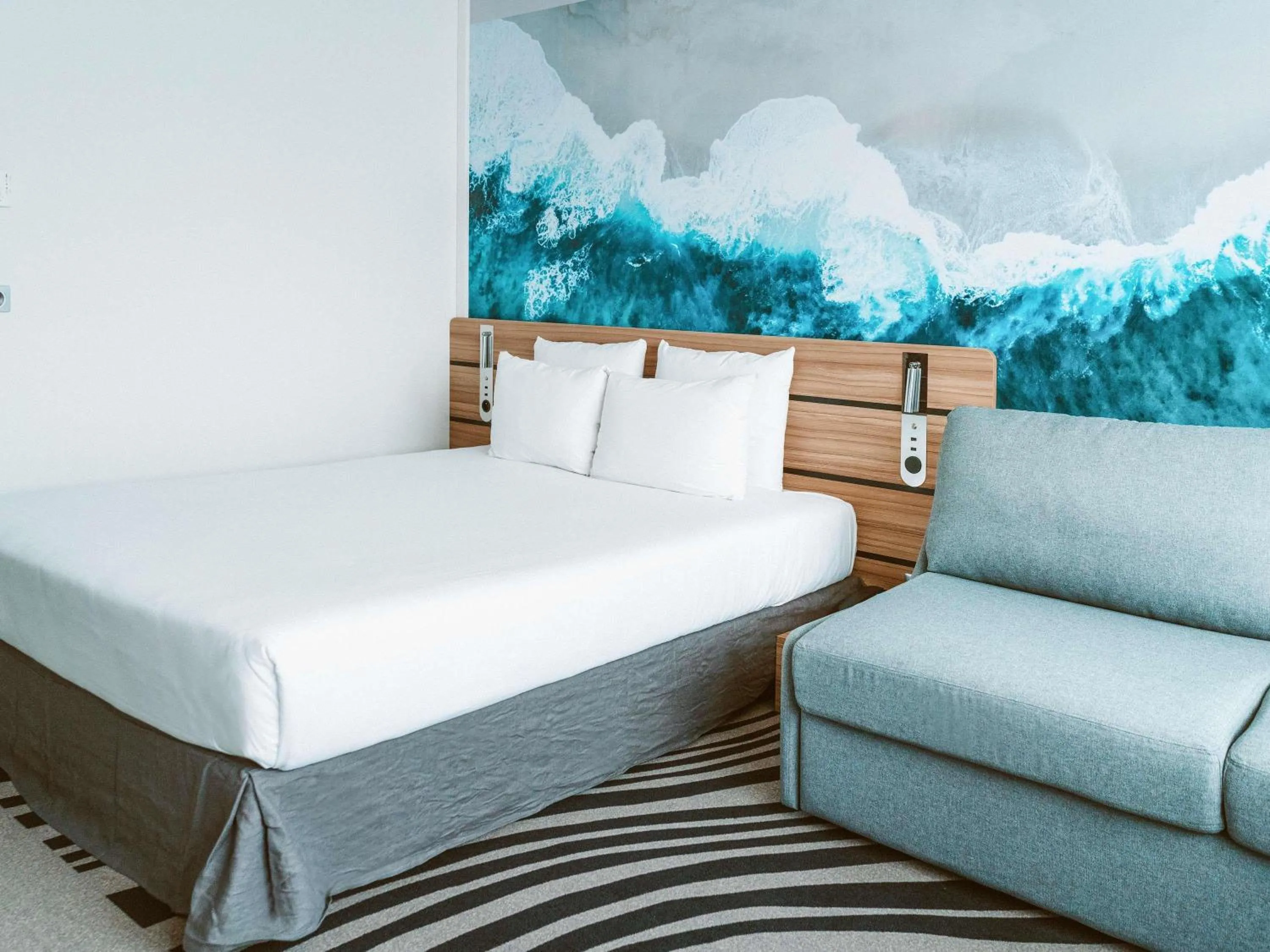 Superior Room with 1 Queensize Bed and a Single Sofa Bed in Novotel Resort & Spa Biarritz Anglet