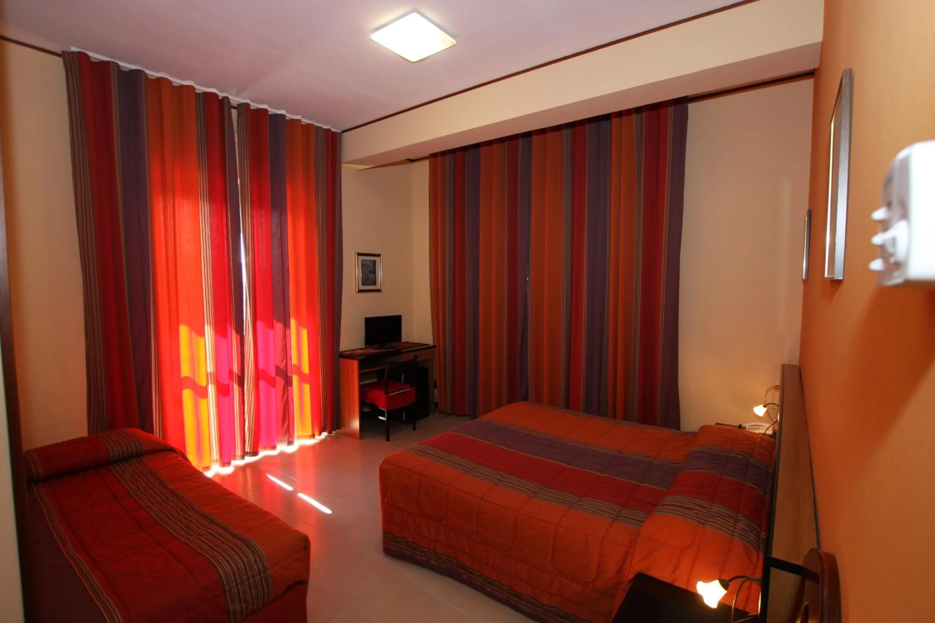 Triple Room in Hotel Naxos B&B