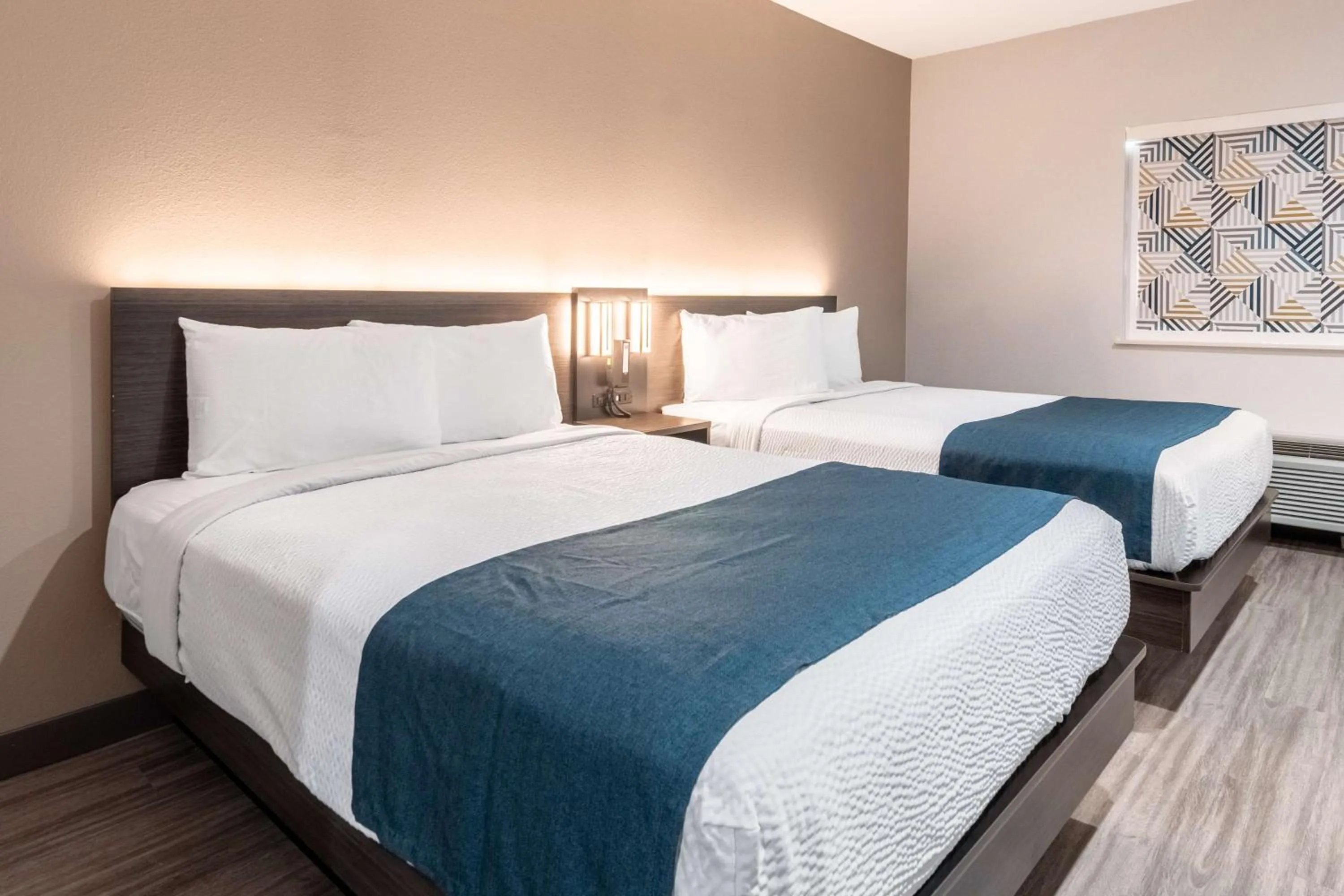 Queen Room with Two Queen Beds - Disability Access - Roll In Shower in Studio 6-Mesquite, TX - Dallas