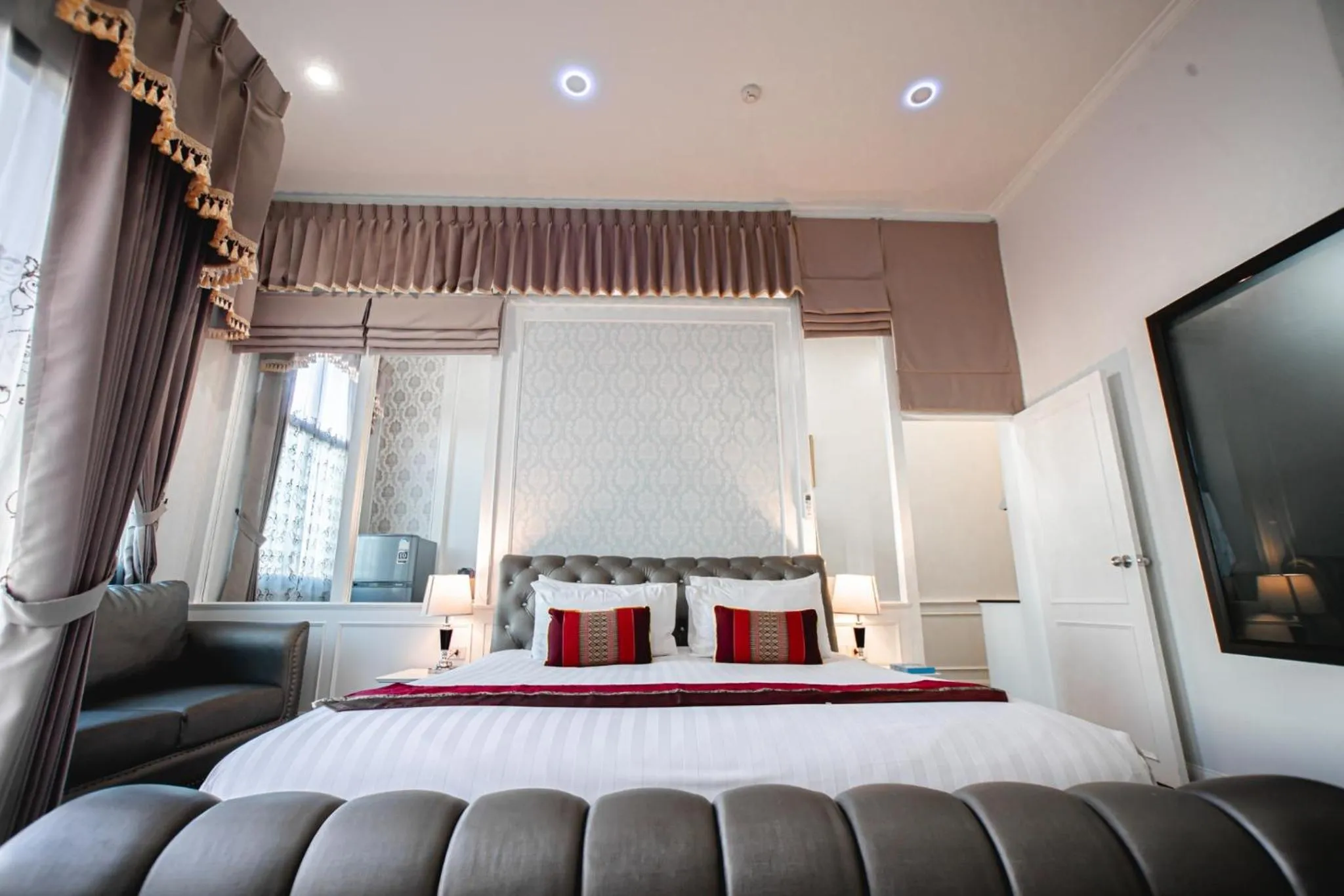 Deluxe Double Room in Banbua Grand Udon