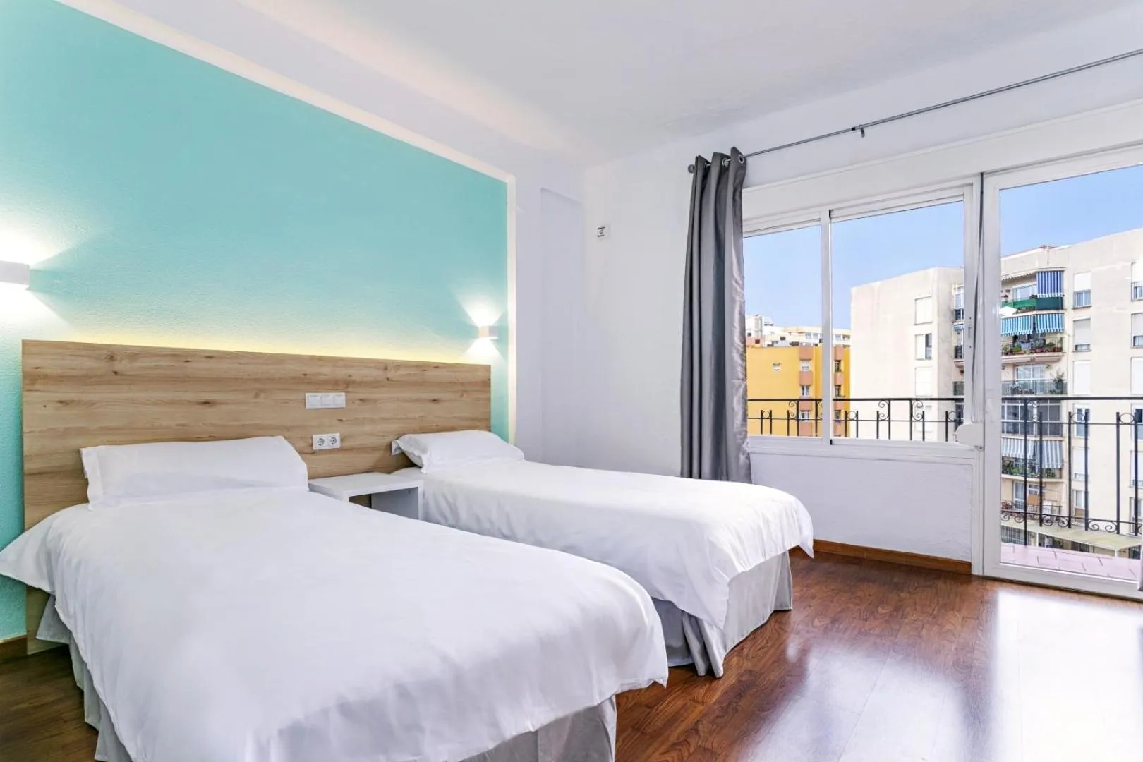 Standard Twin Room in Hotel Torremolinos Centro by Croma