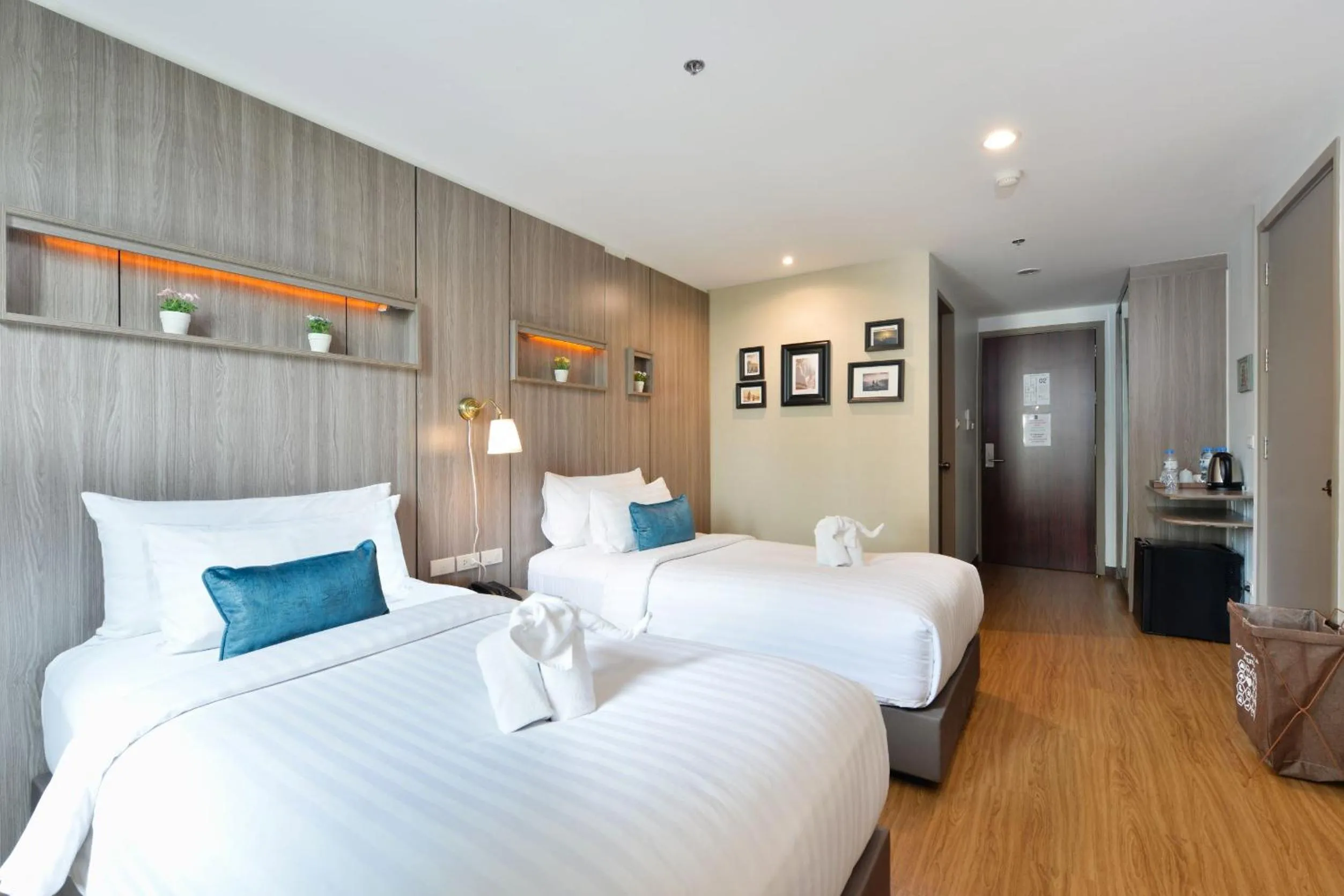 Deluxe Twin Room in StayAt Bedever Bangkok Hotel
