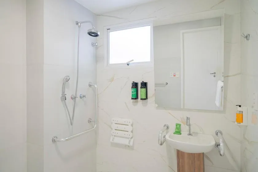 Luxury Suite - With Accessibility in Beach Park Resort - Wellness